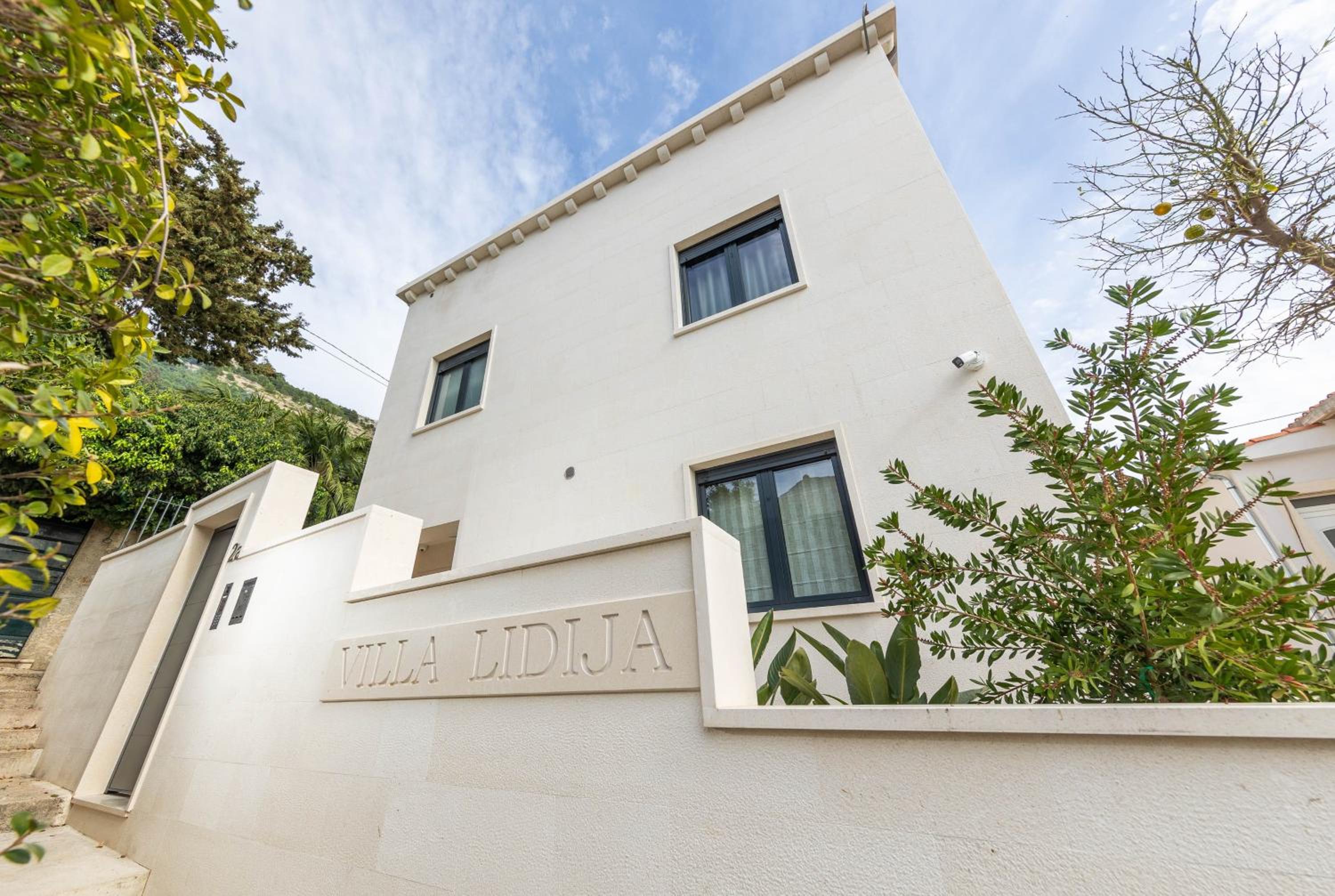 Hotel Majestic Villa Lidija by Irundo - Image 1