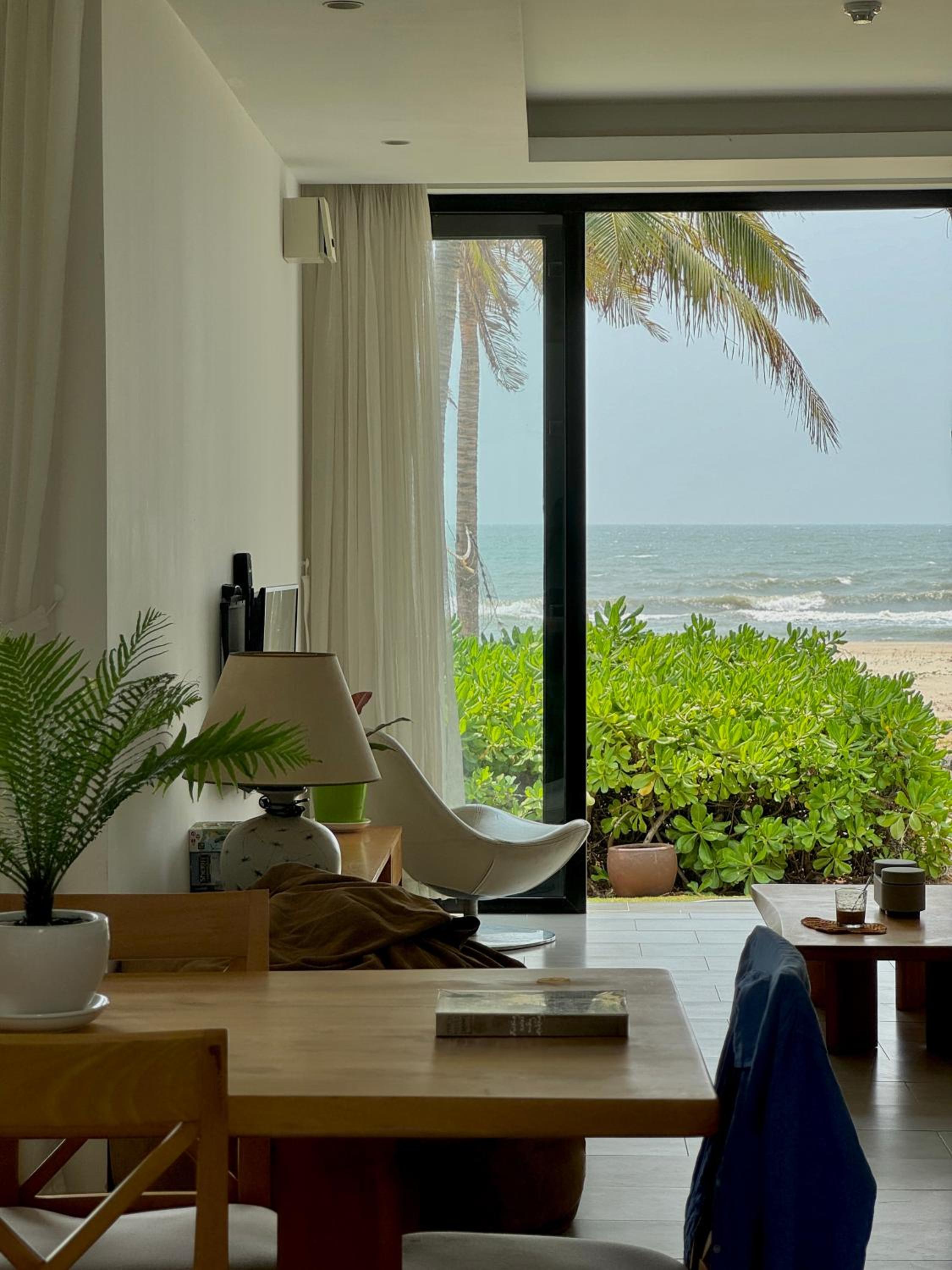Dreamers House Vung Tau - a beachfront villa view 2