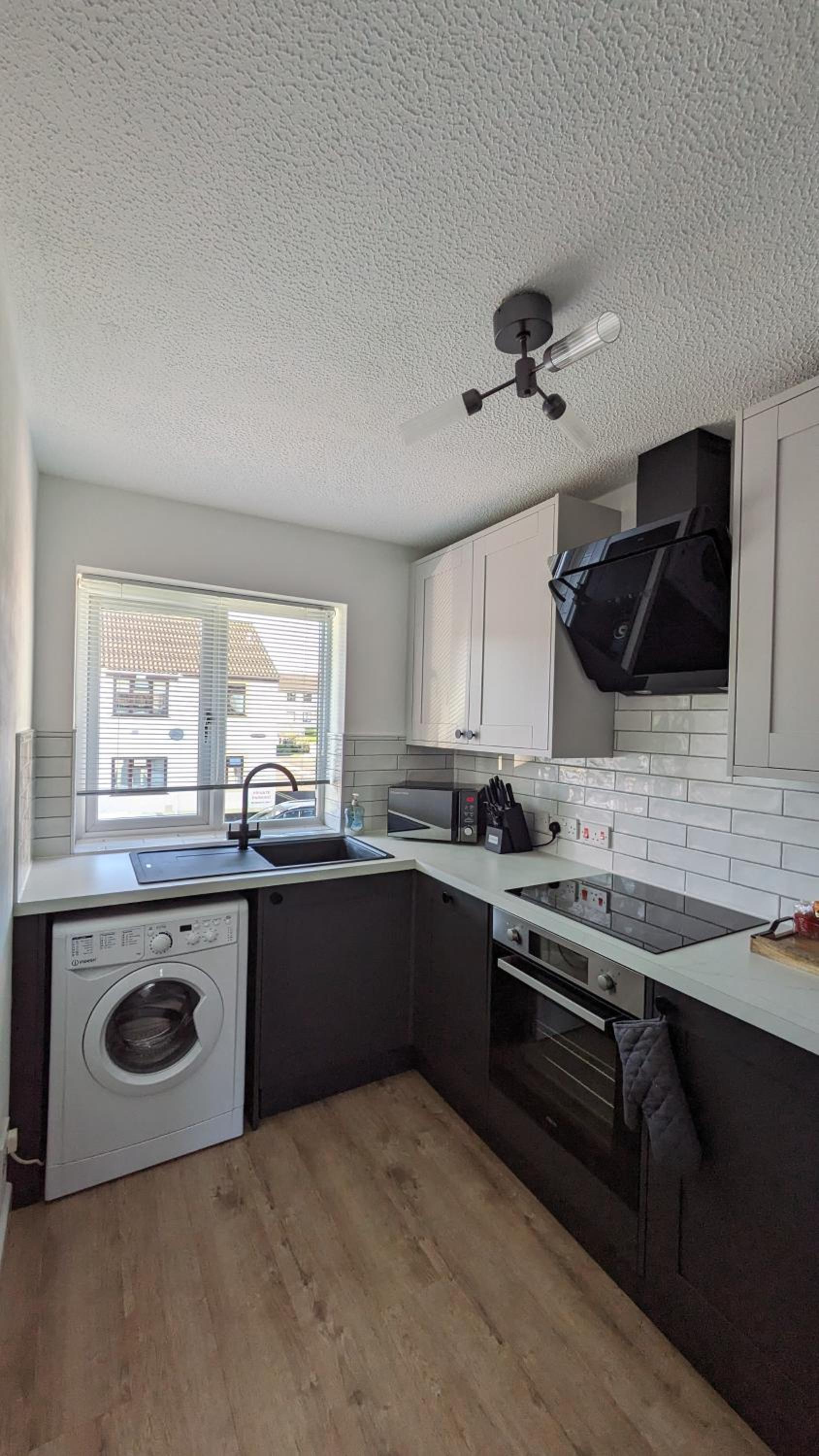 2 Bedroom apartment in Brean view 3