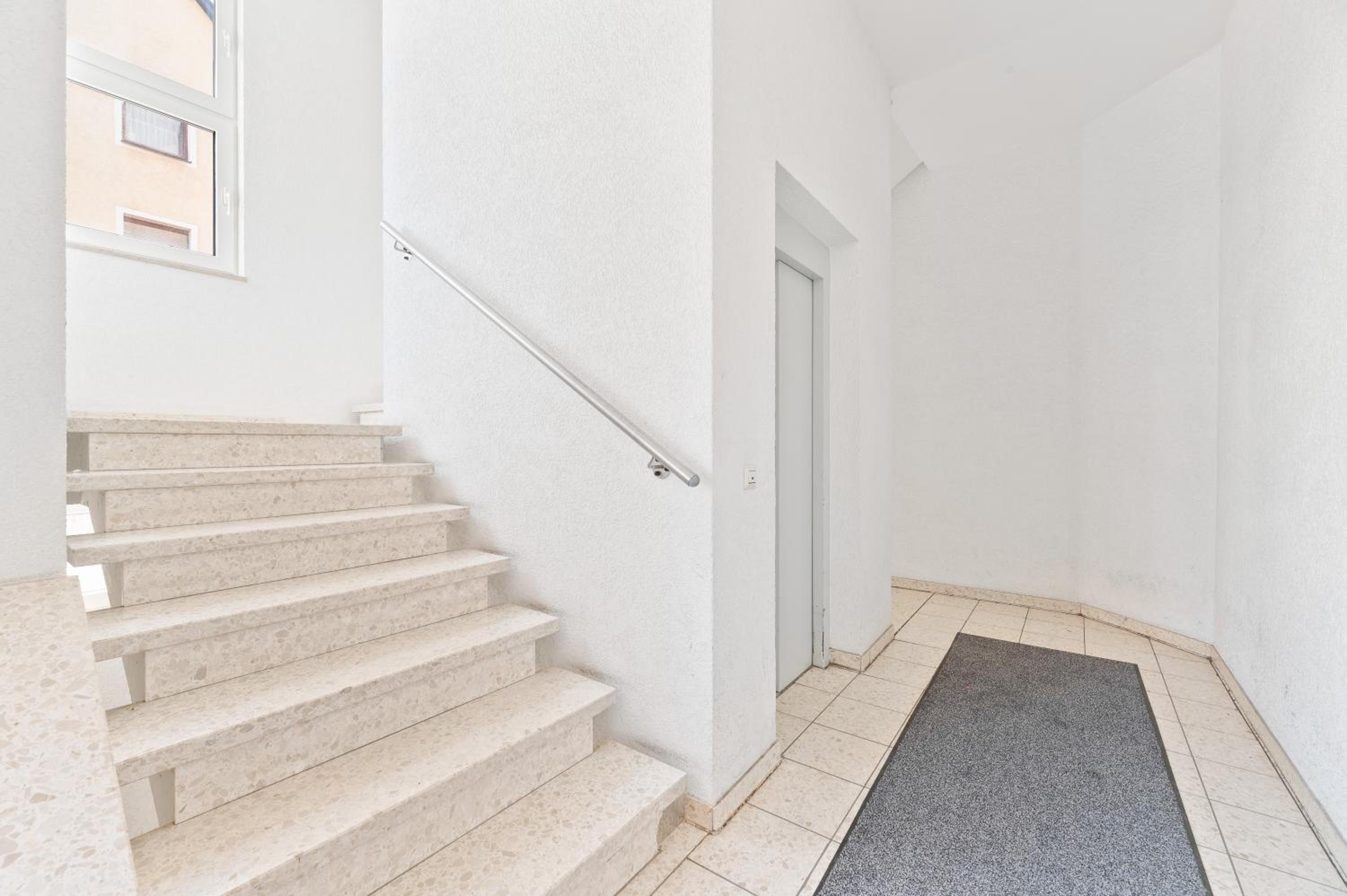 Helle zentrumsnahe familienfreundliche Ferienwohnung
