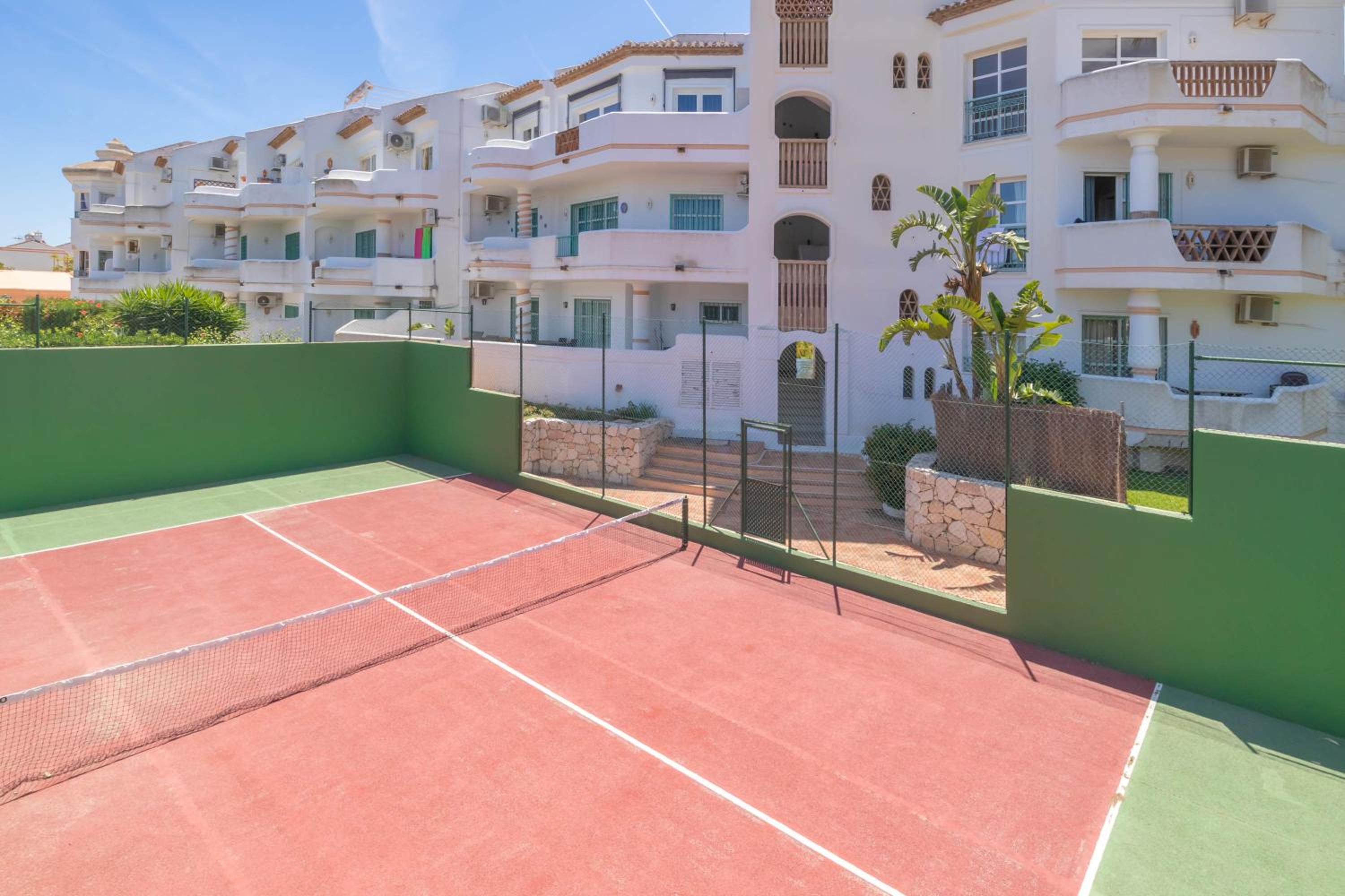 Matchroom Country Club Perla Roja 1