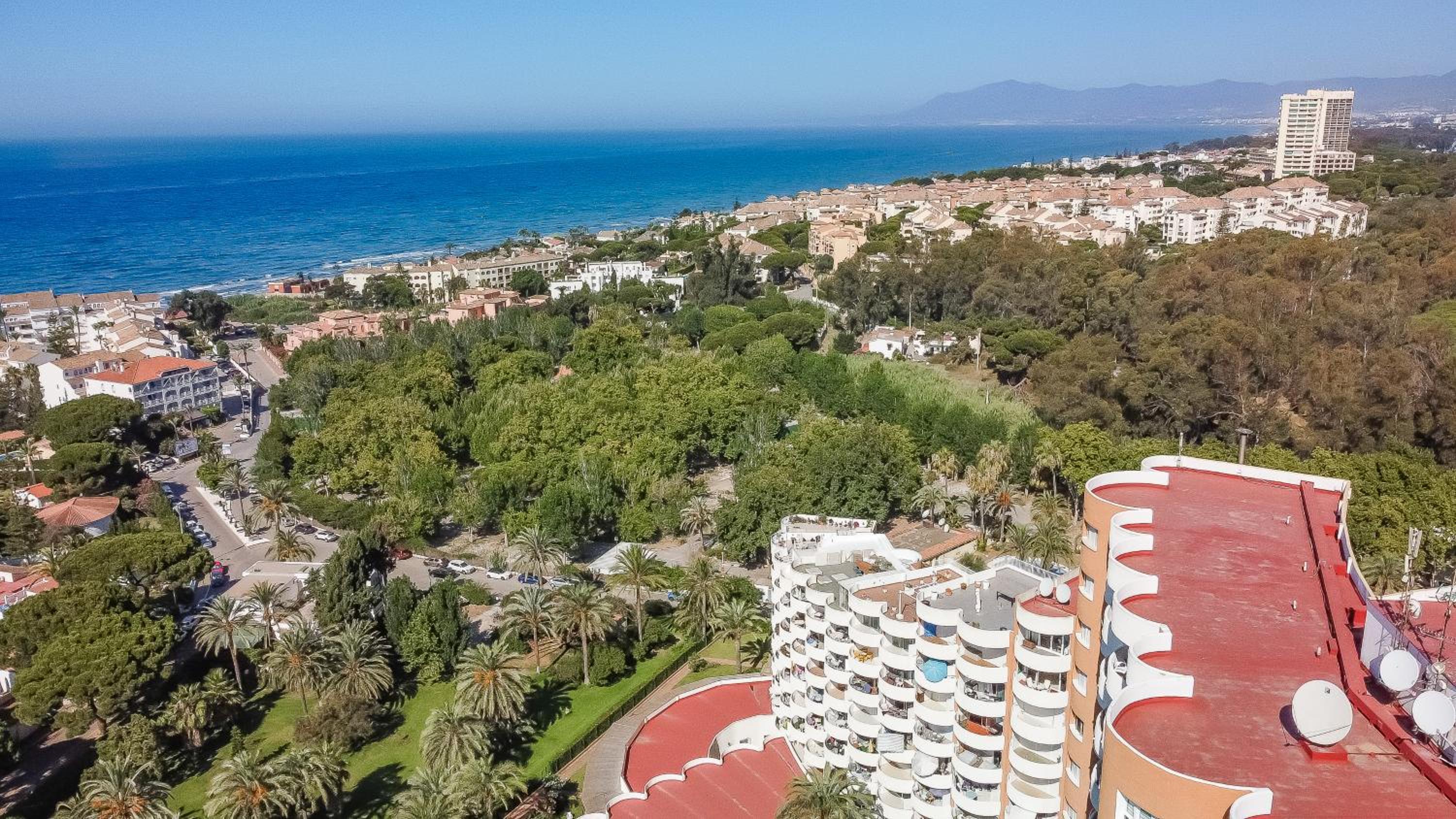 Sea views Apartment in Marbesa
