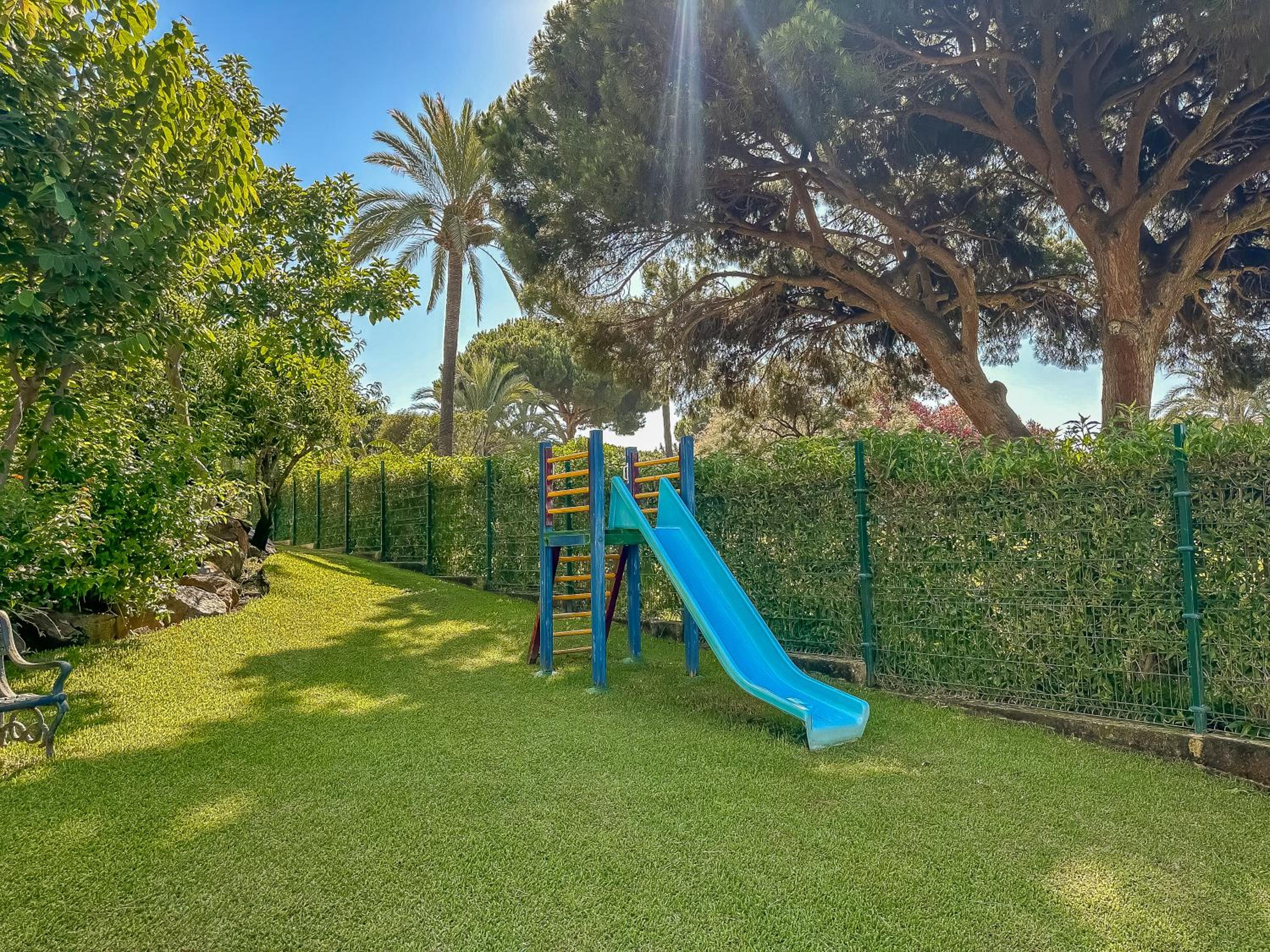Sea views Apartment in Marbesa