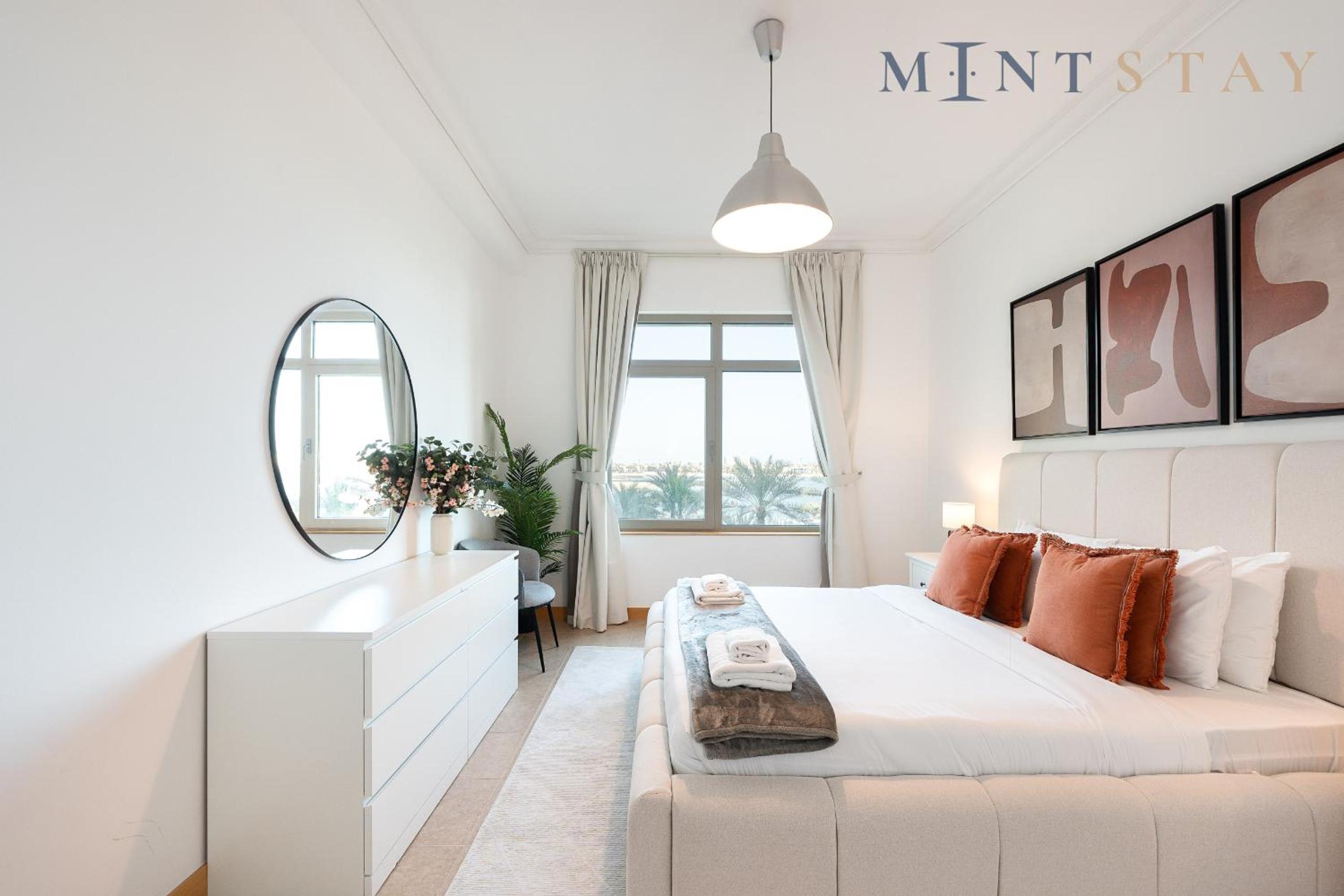 Shoreline 7, Palm Jumeirah - Mint Stay