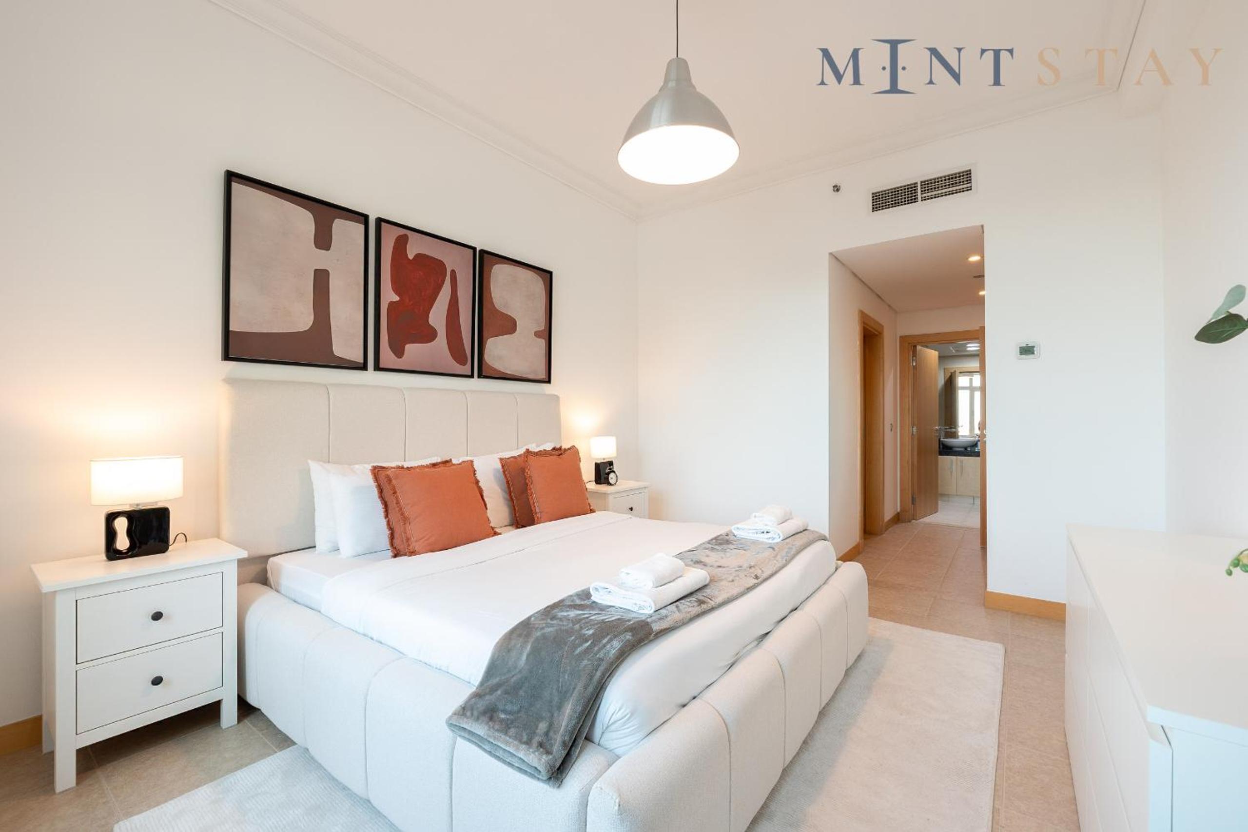 Shoreline 7, Palm Jumeirah - Mint Stay
