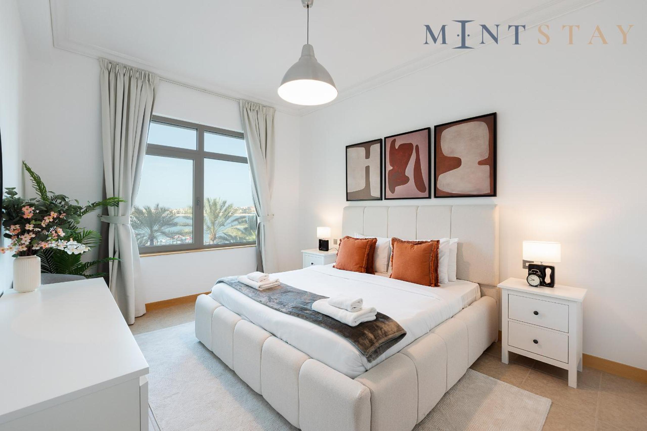 Shoreline 7, Palm Jumeirah - Mint Stay