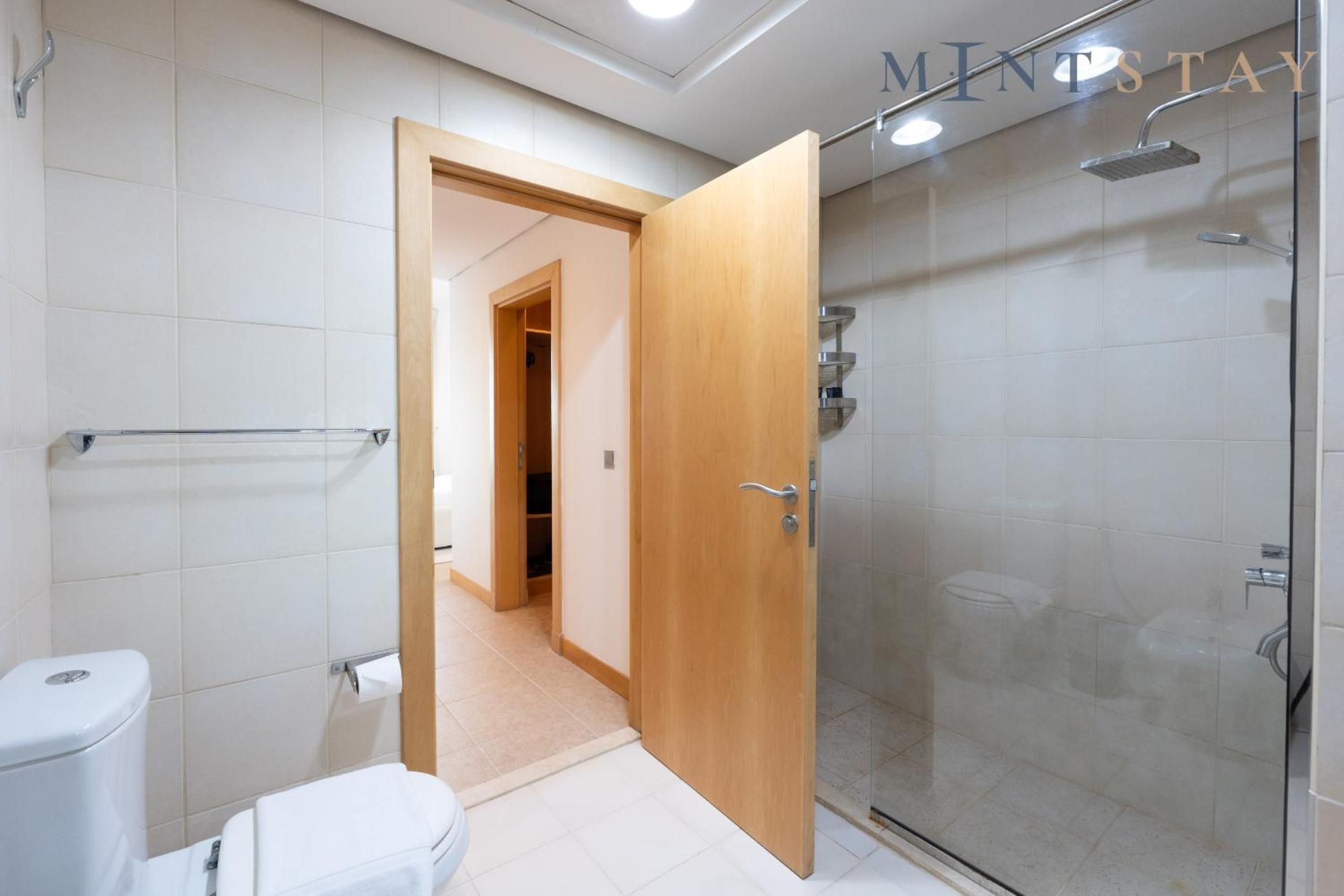 Shoreline 7, Palm Jumeirah - Mint Stay
