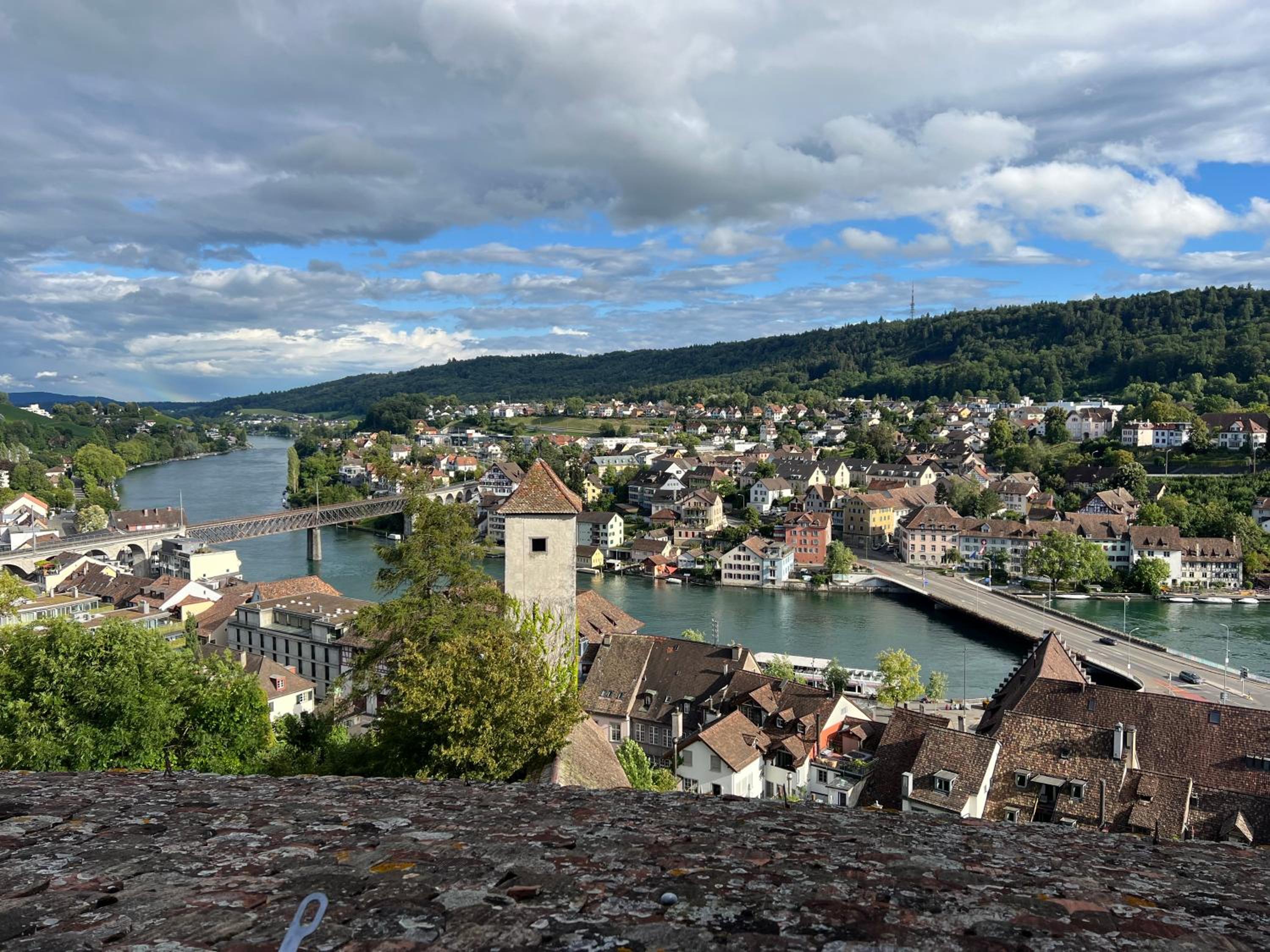 MARYS family friendly Apartments,VISIT RHINE FALLS for FREE if you stay 2 nights, SOHO 95m2 2-Bedrooms 2nd floor & SOUTH BEACH 105m2 3-Bedrooms & LOFT 115m