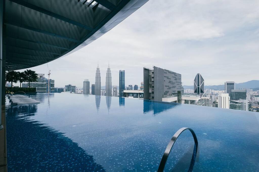 NEW! Eaton Infinity SKY POOL KLCC view Pavilion