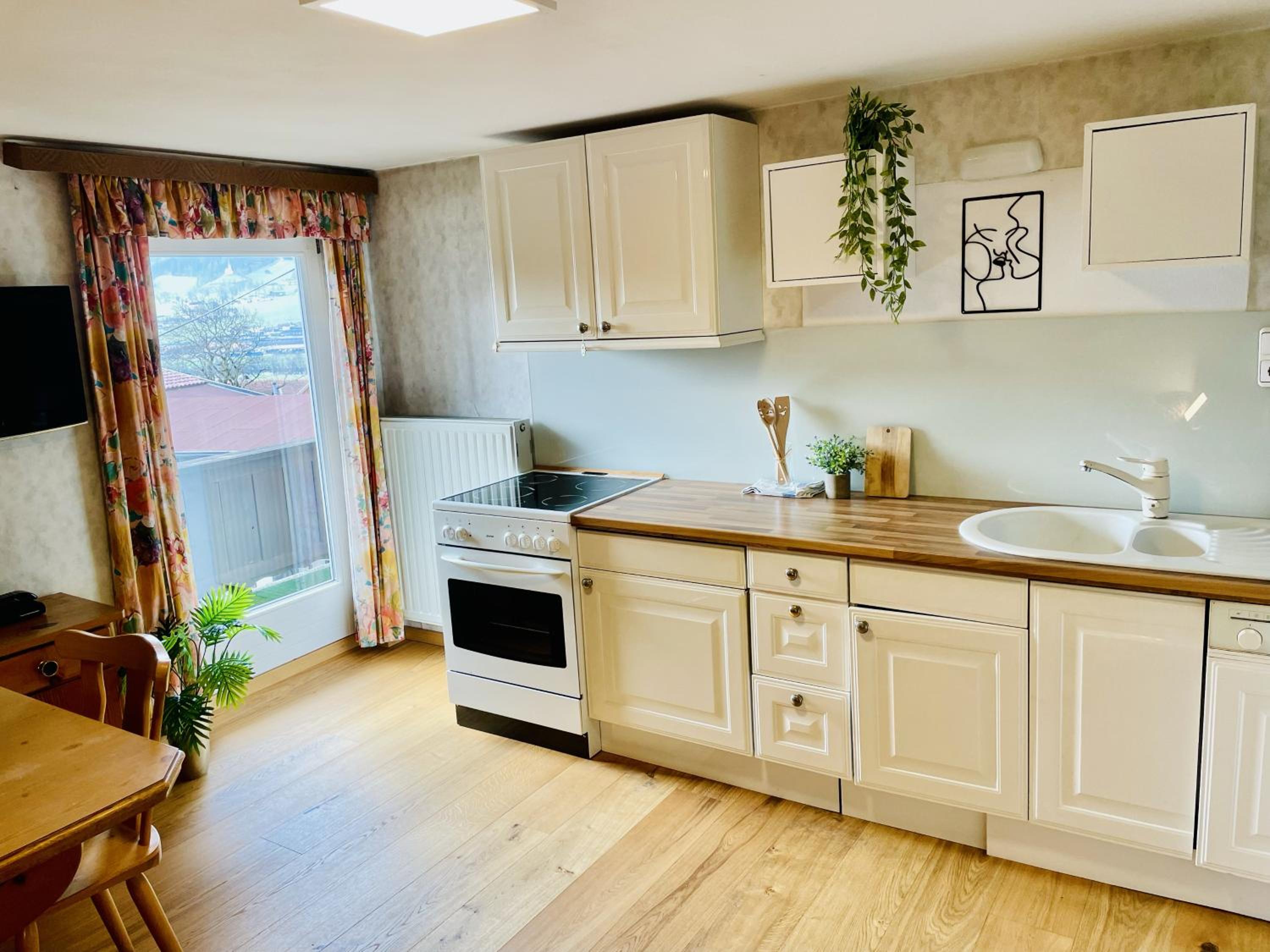 Pop-up2 Apartment - Zentral, Balkon, wandern, biken