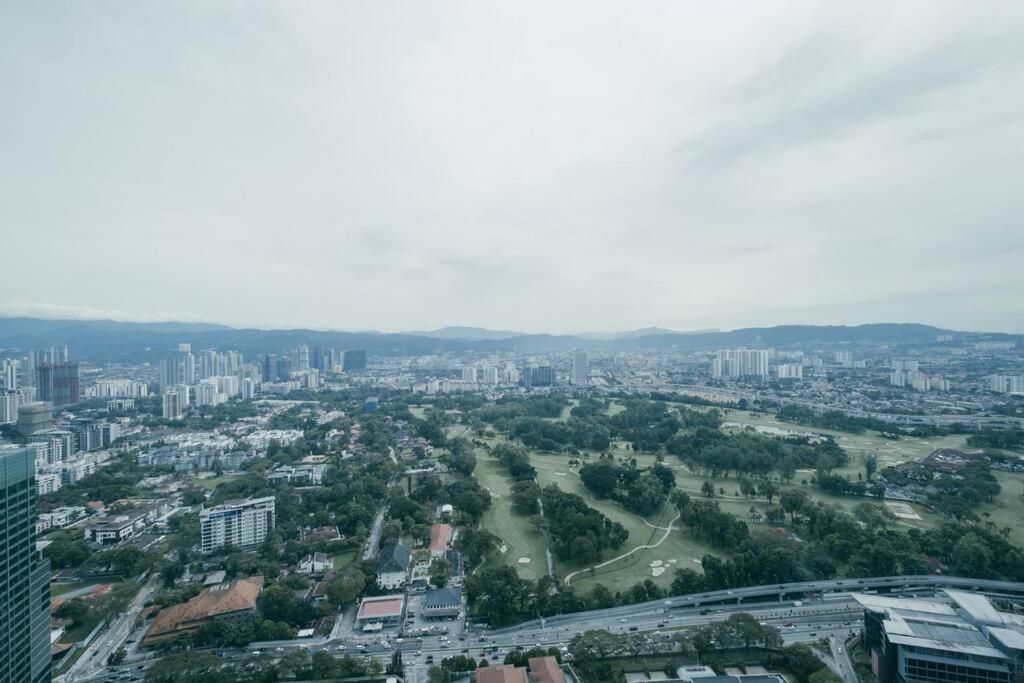 NEW! Eaton Infinity SKY POOL KLCC view Pavilion
