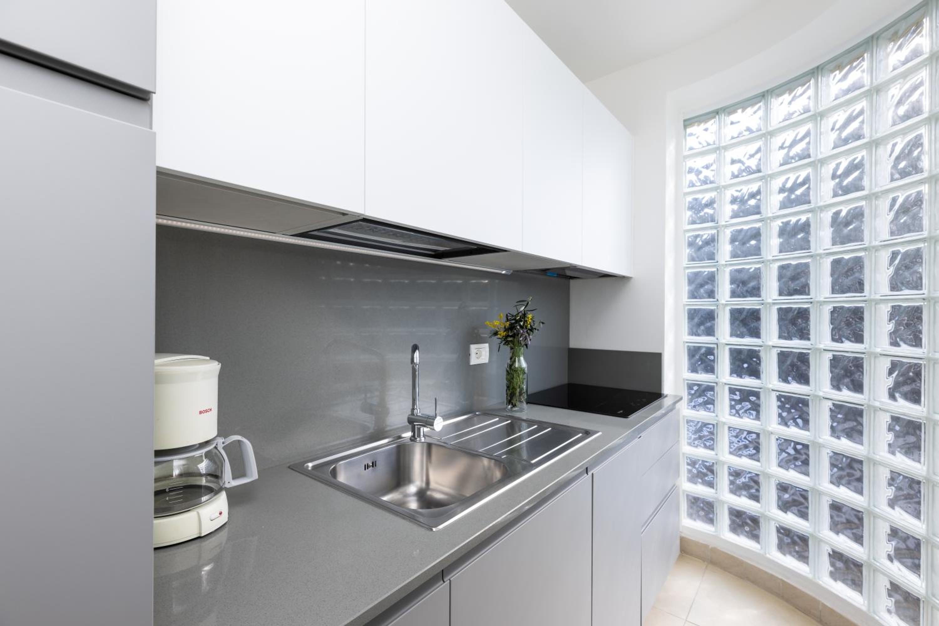 VELO JEDRO Apartmani PUNTA