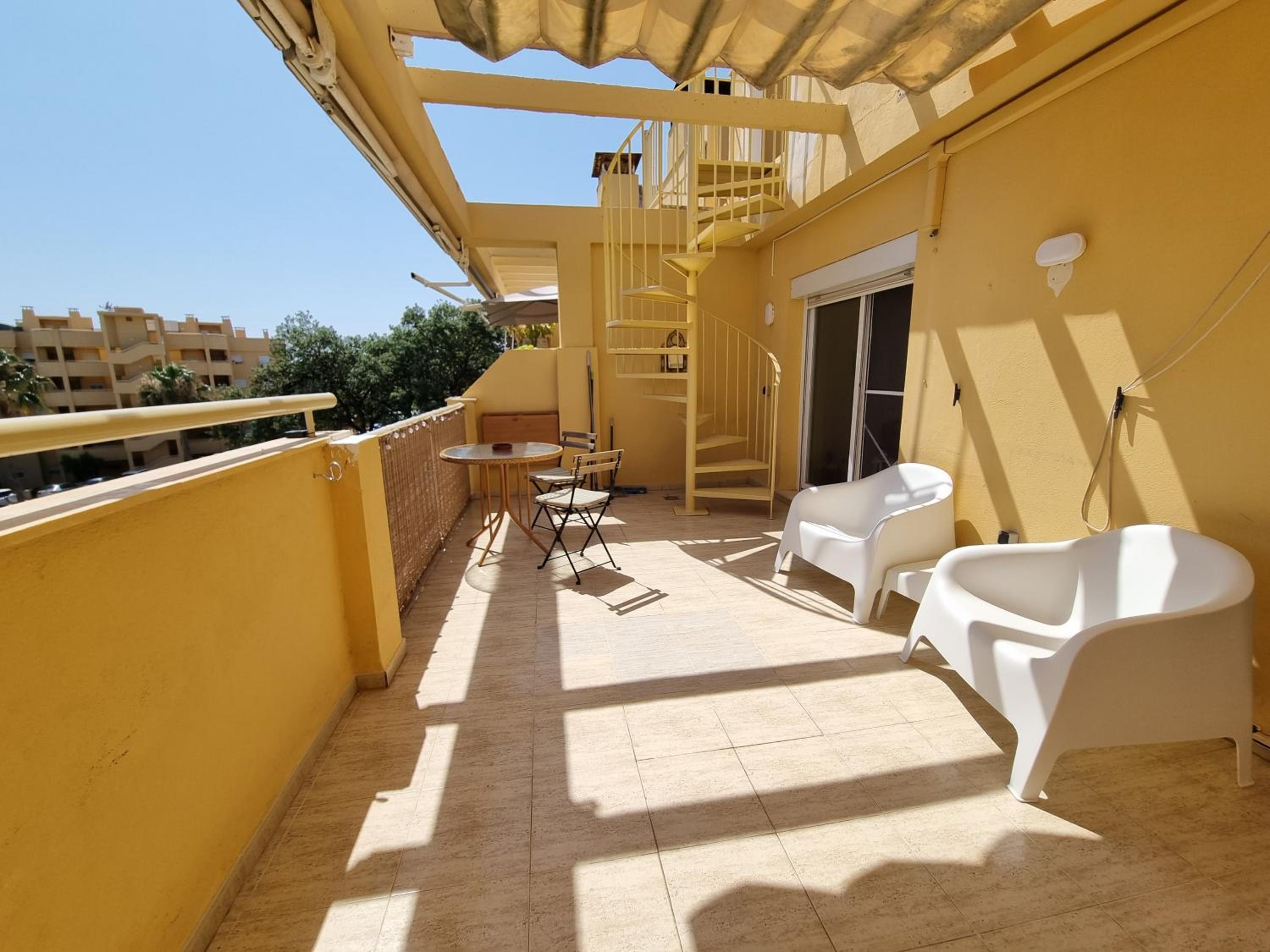Calahonda Royale Penthouse with Sea Views