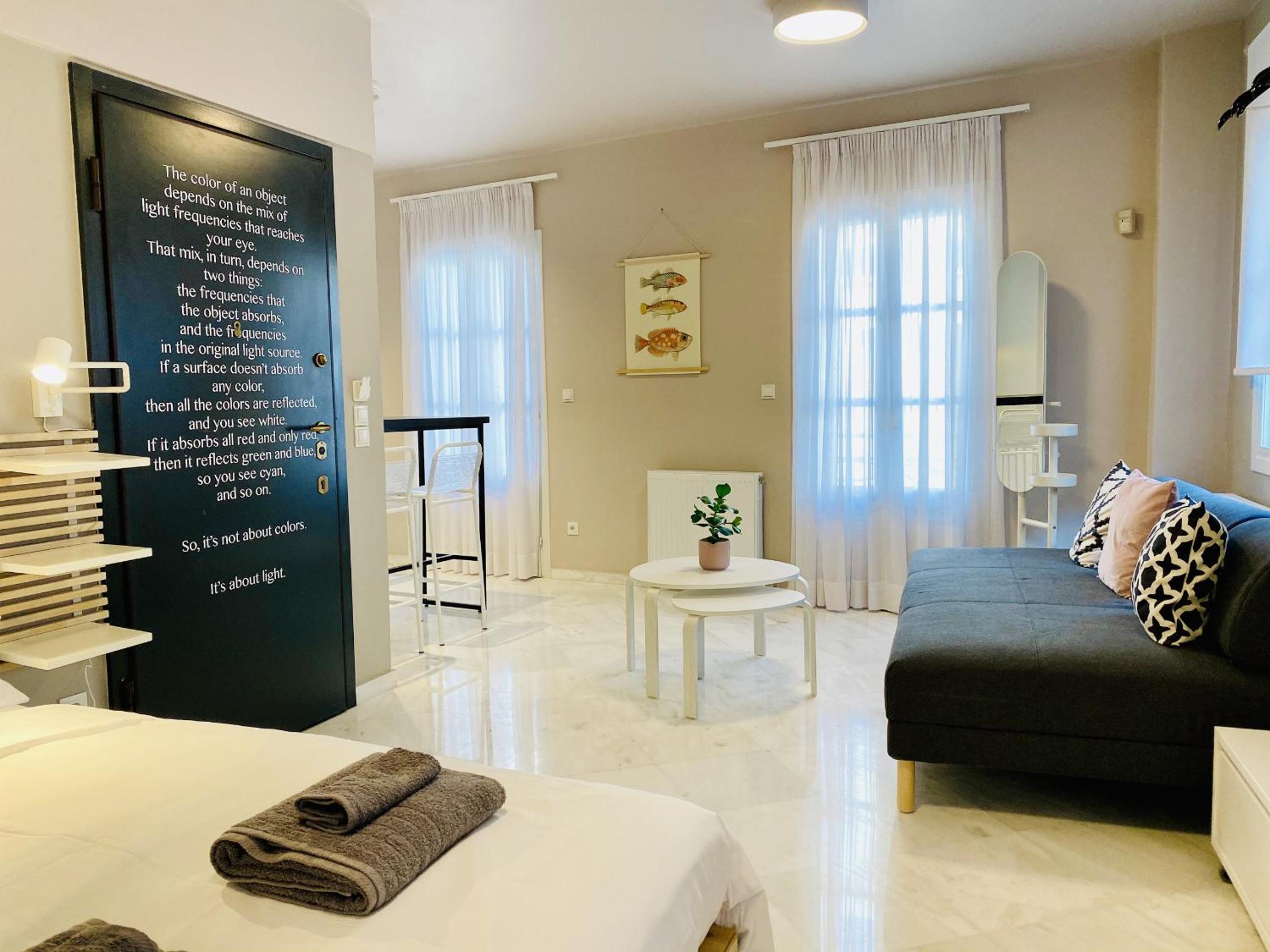 Goldfish Apartment - Plaka