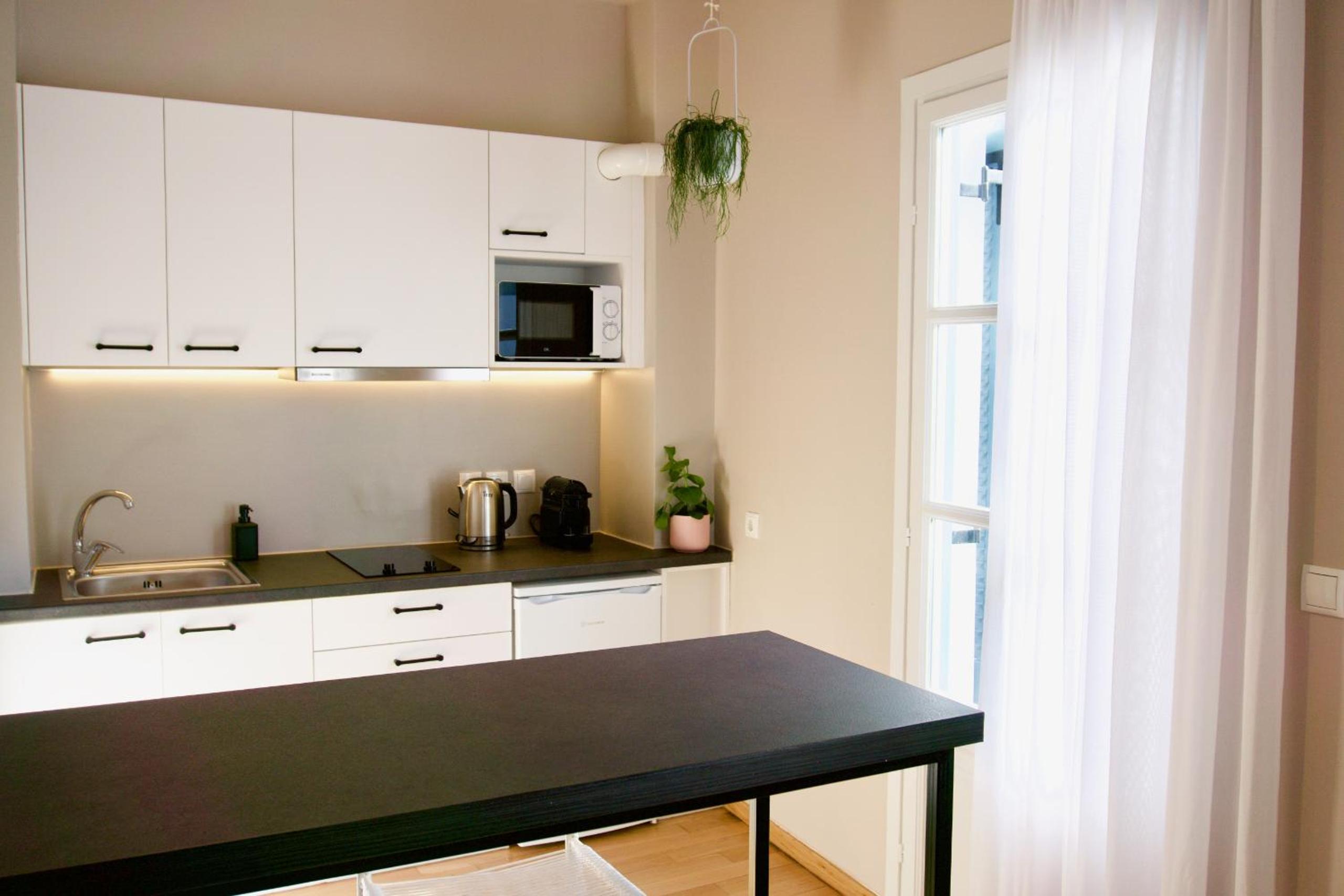 Whale Apartment - Plaka