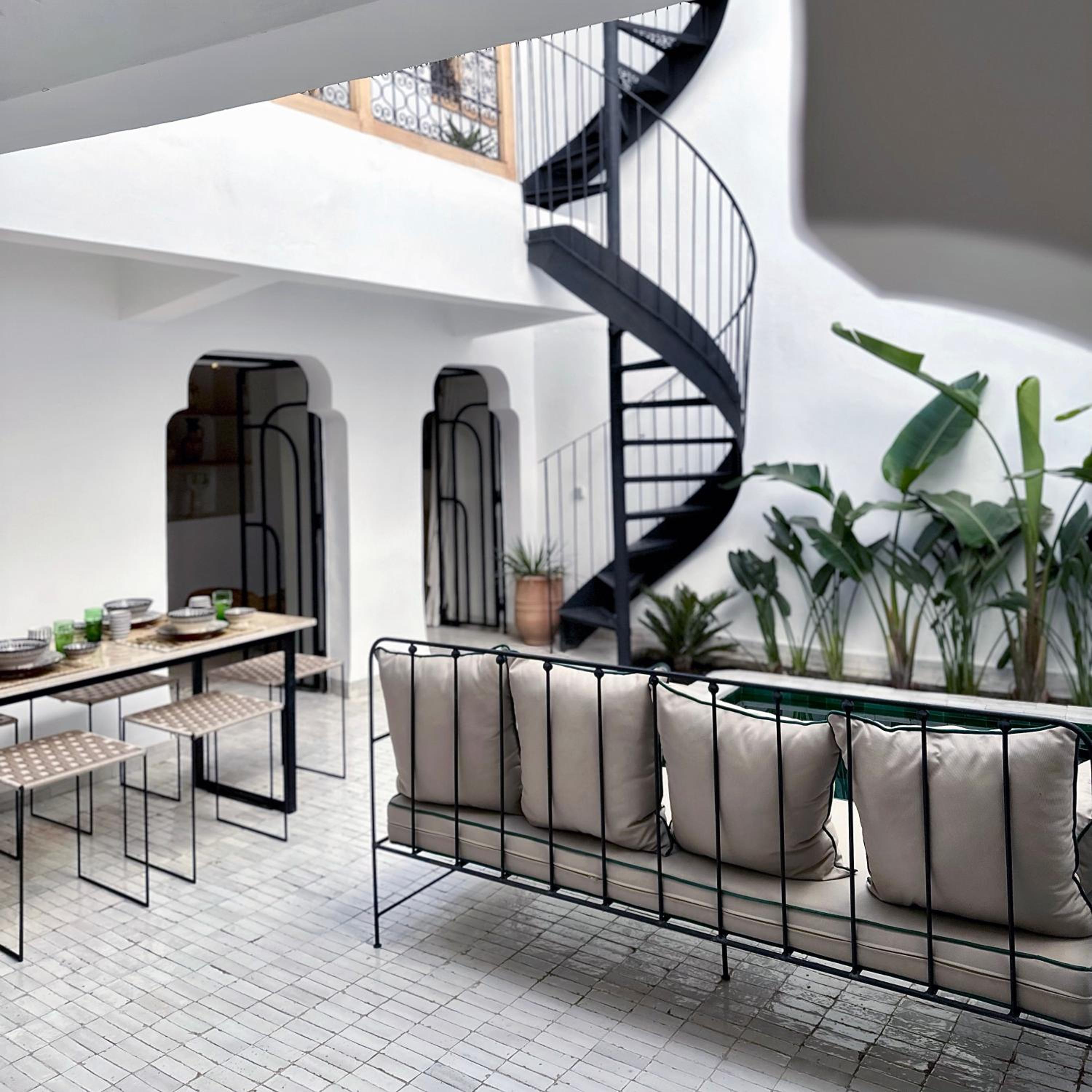 lounge