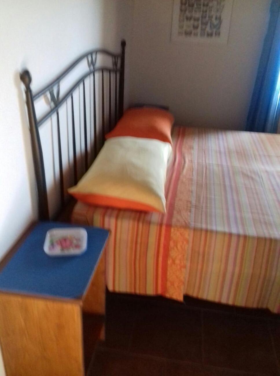 La dimora del sole en Teulada — hotel room