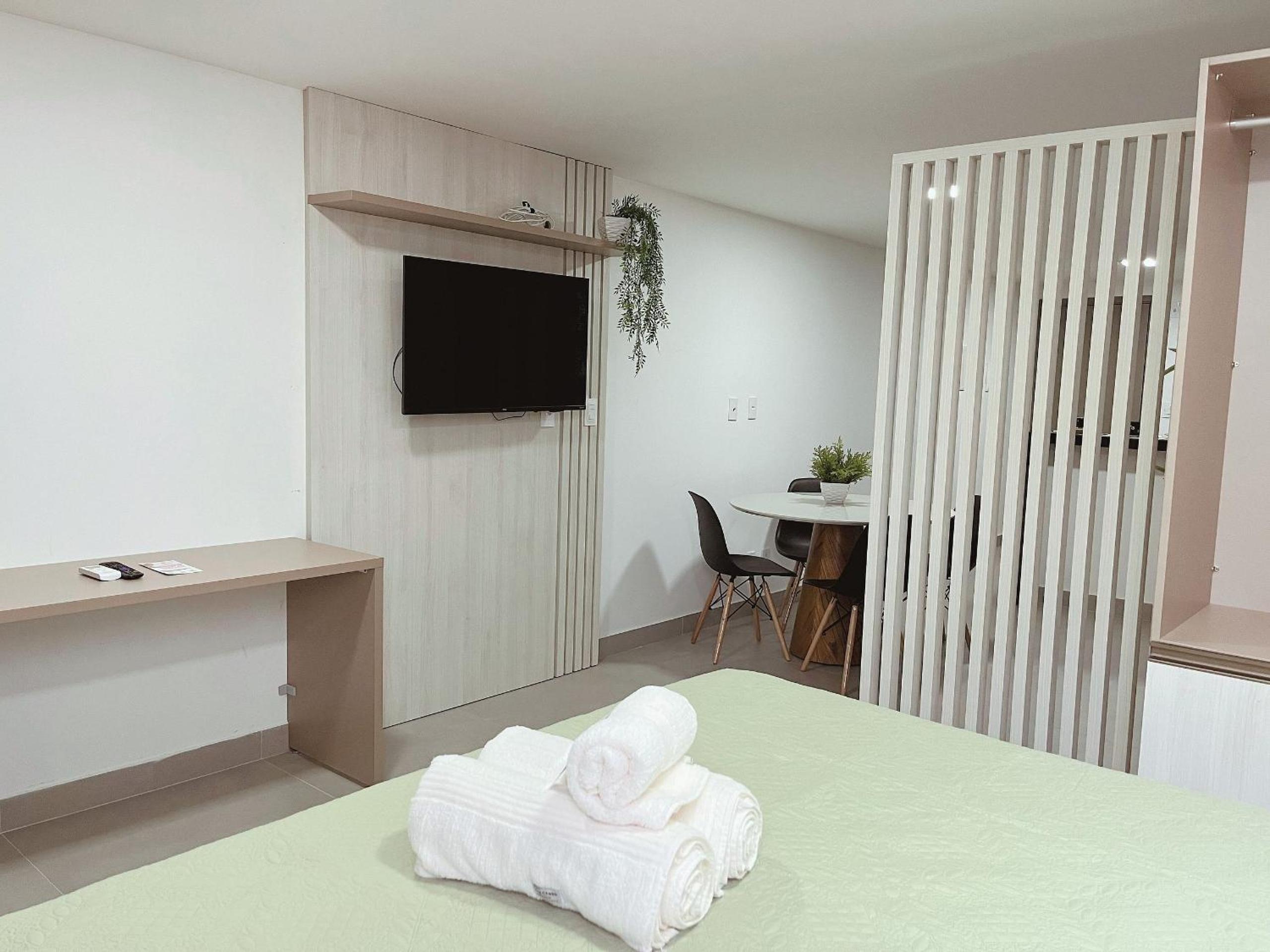 Flat FM20 Cabo Branco #L3 - By Almare
