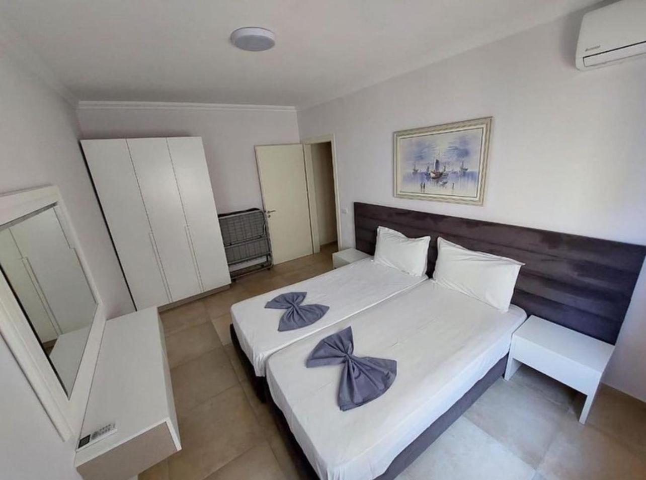 shengjin apartaments