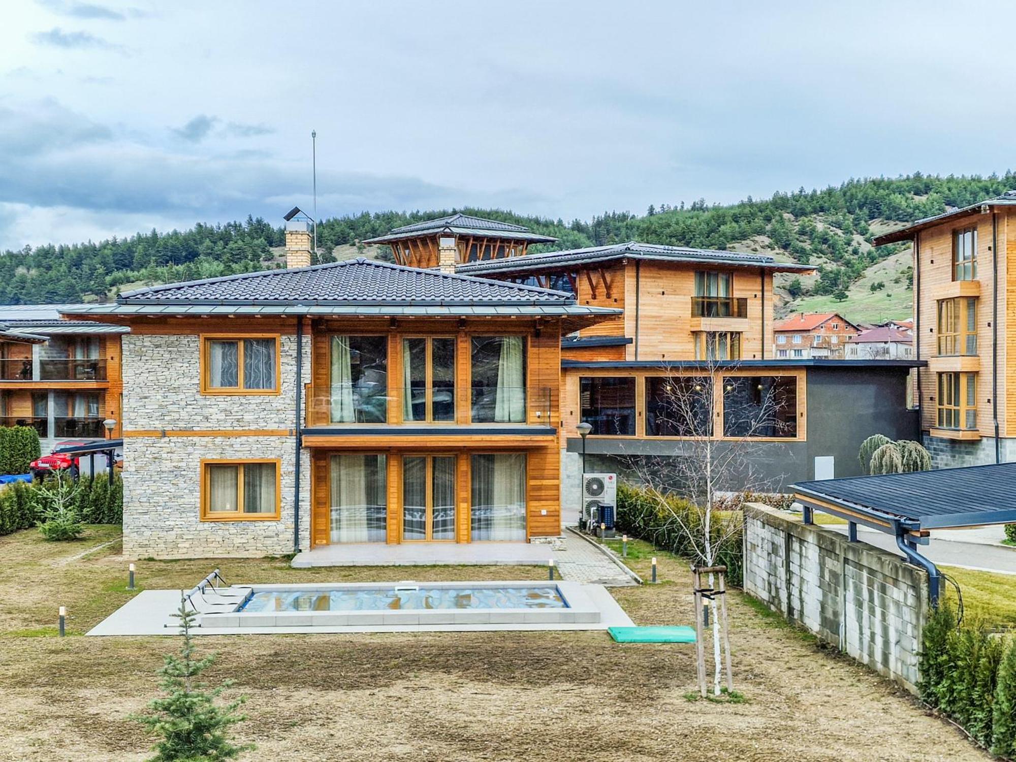 City Escape - 4 bedroom villa in Grand Hotel Therme