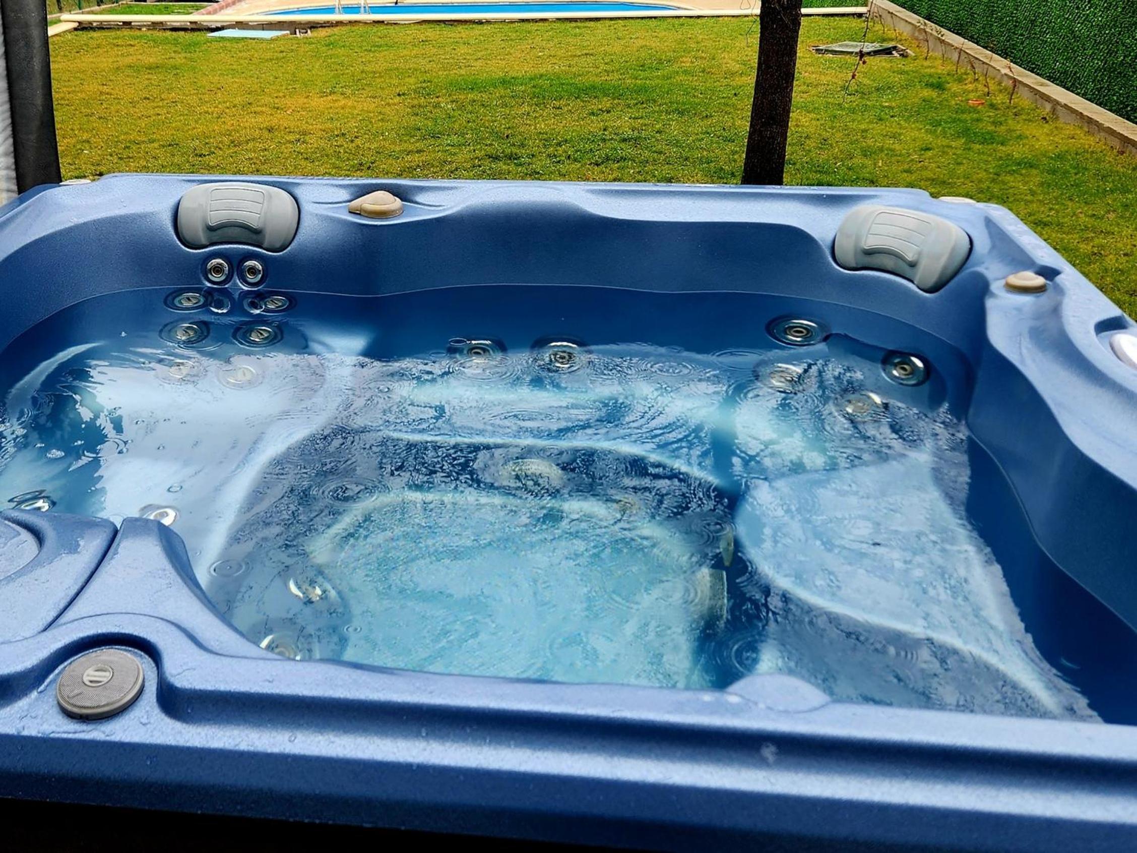 Casa Senik Monteoru Piscina ,Jacuzzi Sauna, Ciubar view 2