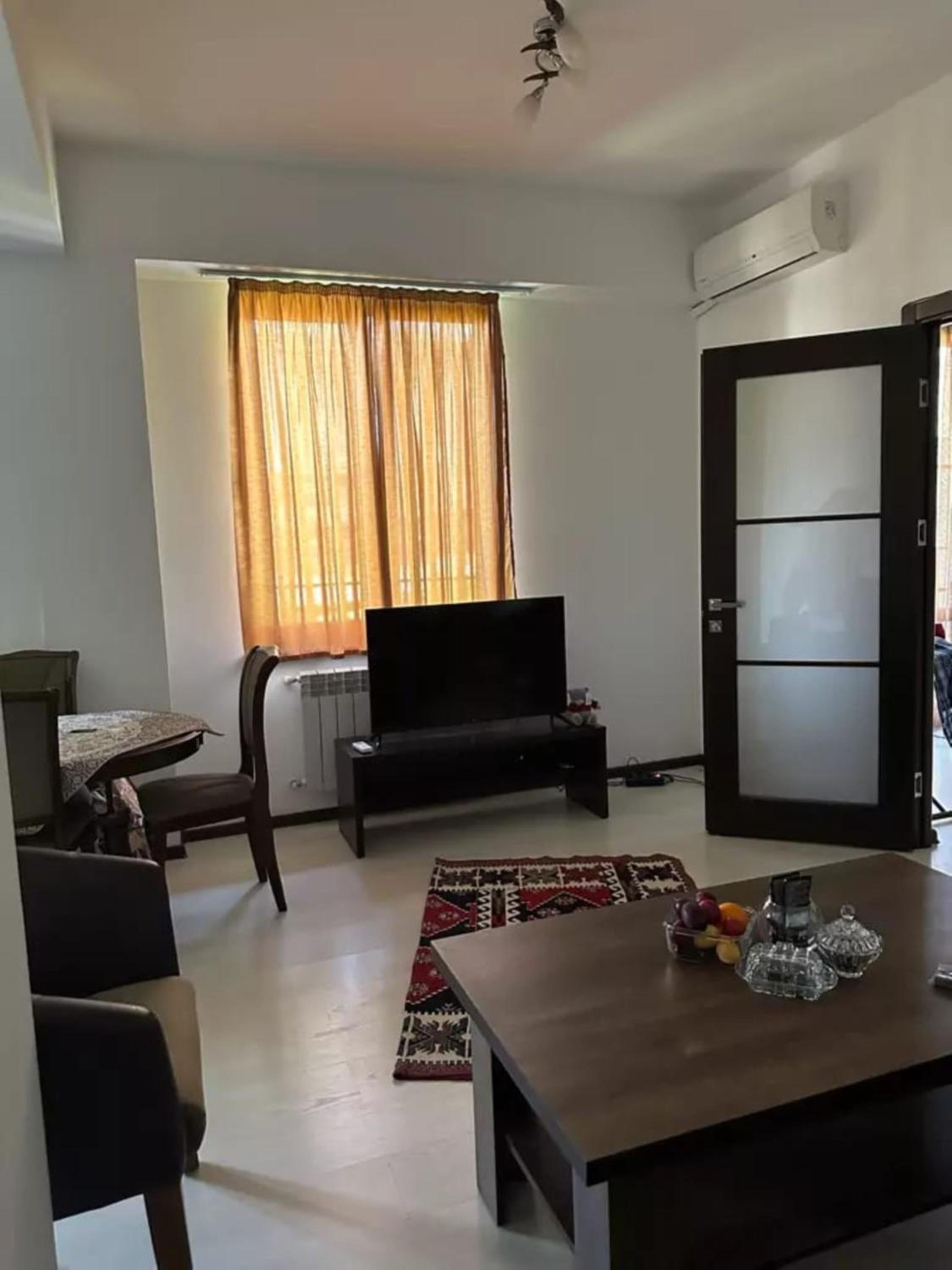 Cozy Apartment komitas avenue