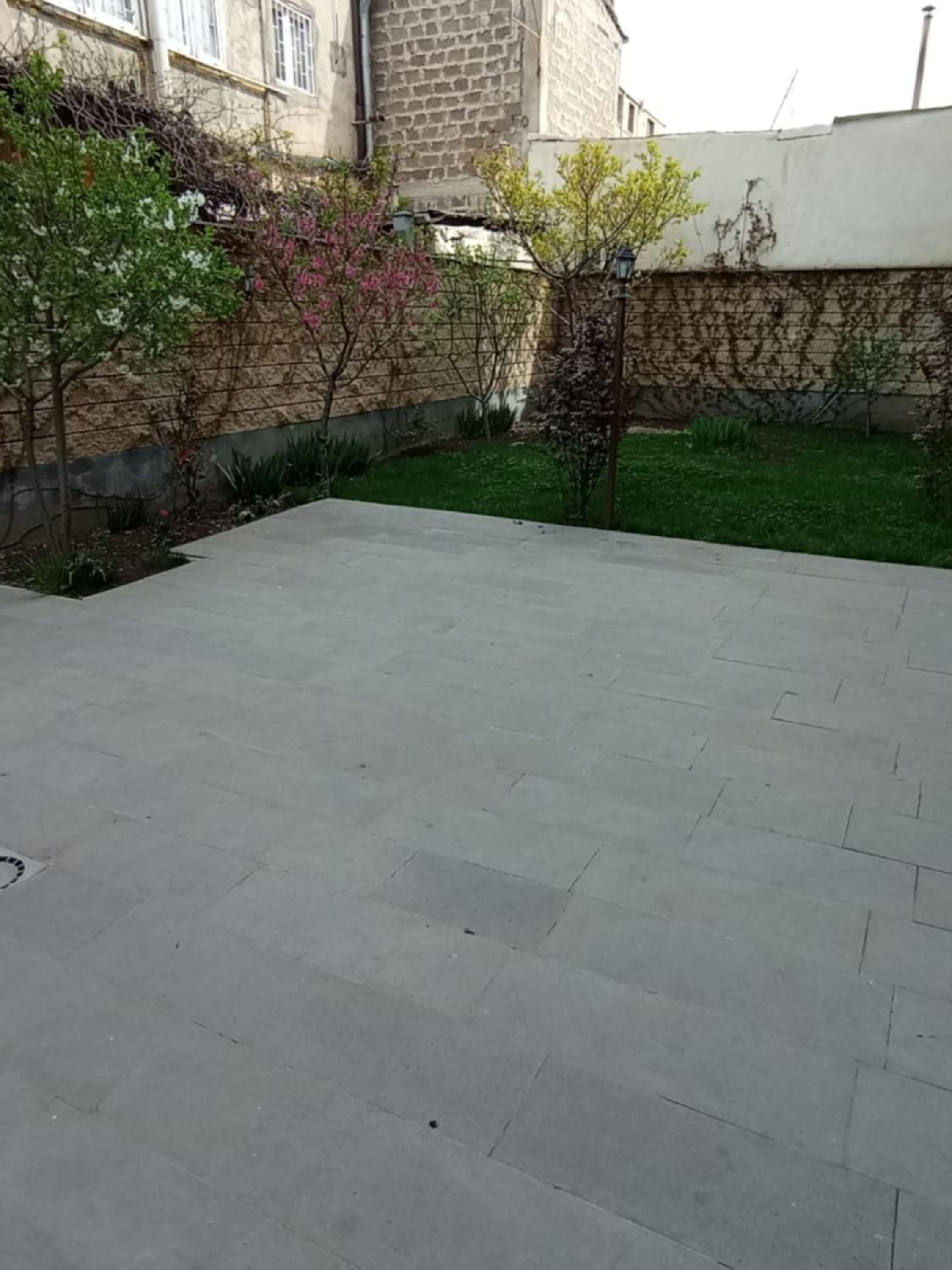 Cozy Apartment komitas avenue