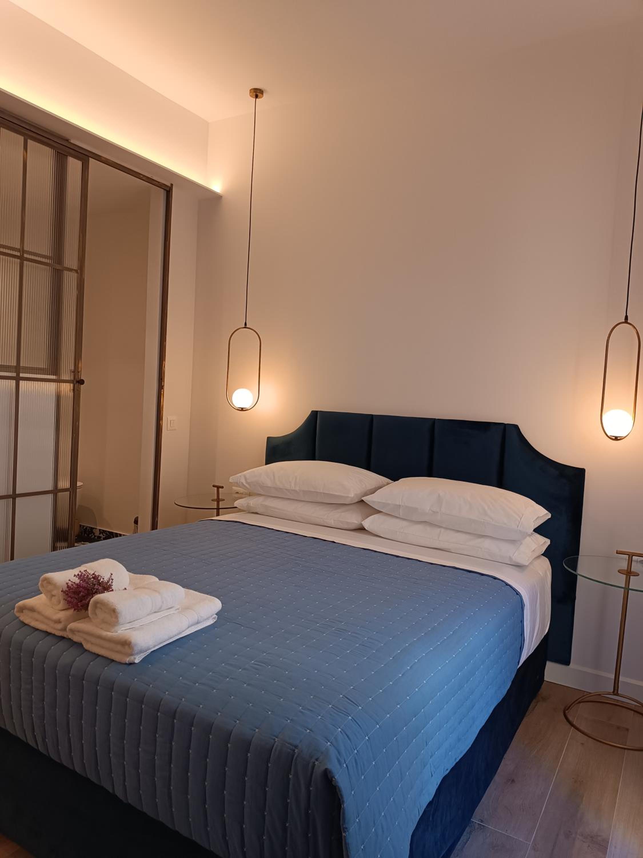 MUSES LUXURY SUITES