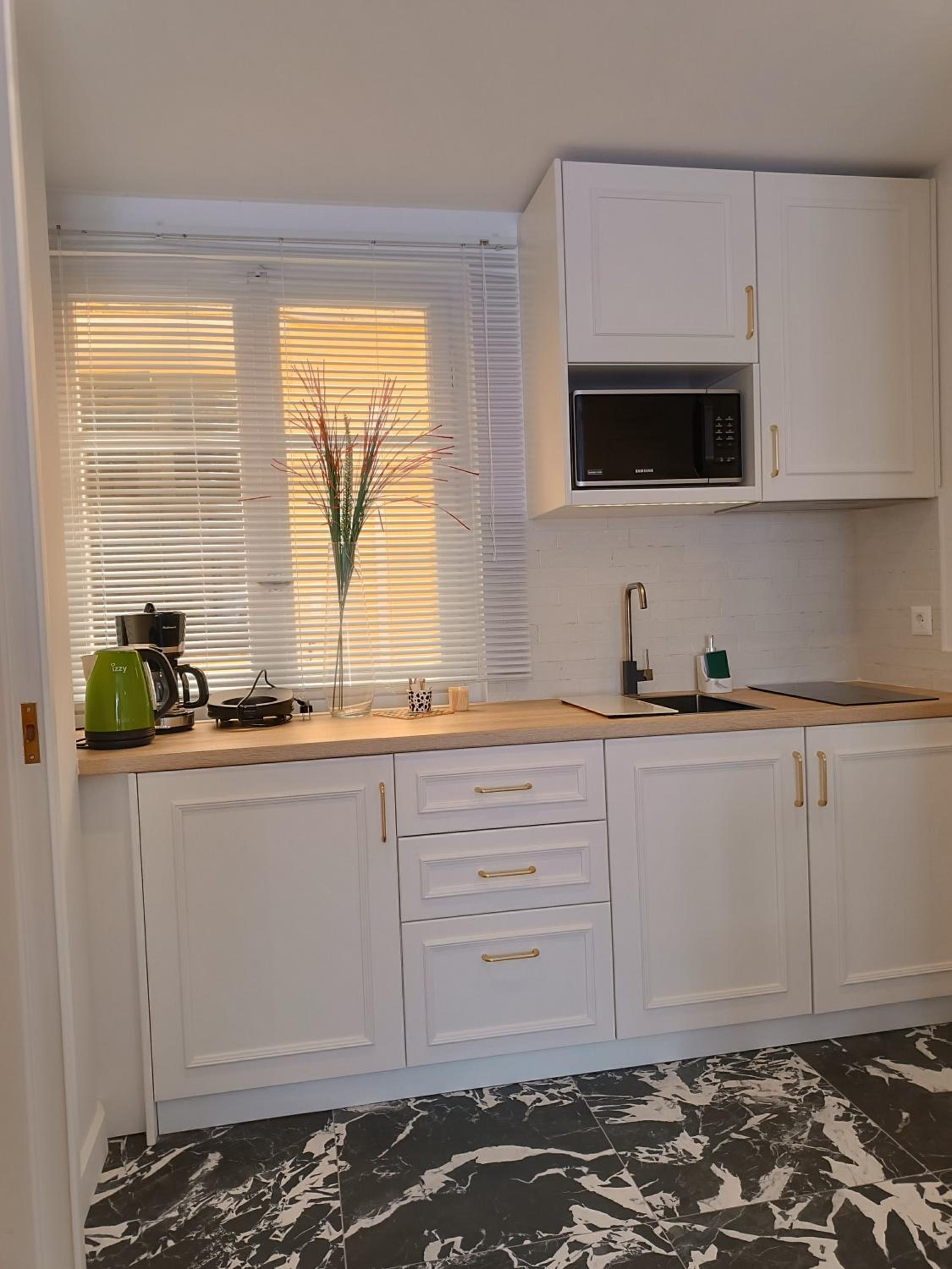 MUSES LUXURY SUITES