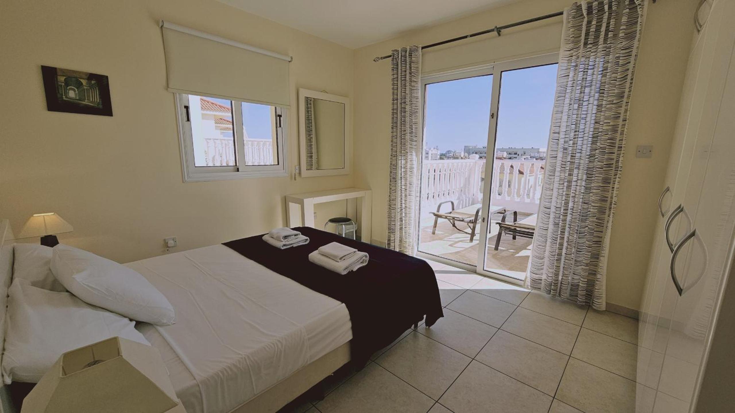 Nissi Golden Sands Privileges Apt