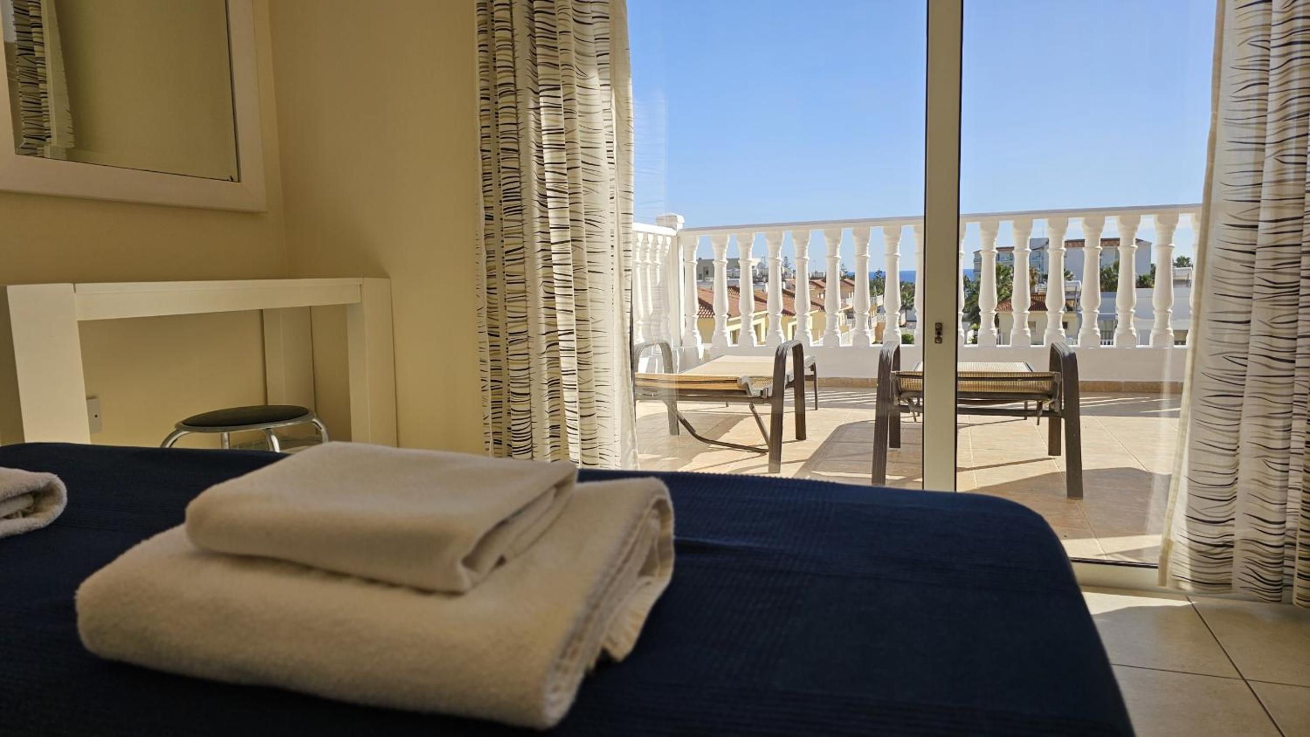 Nissi Golden Sands Privileges Apt