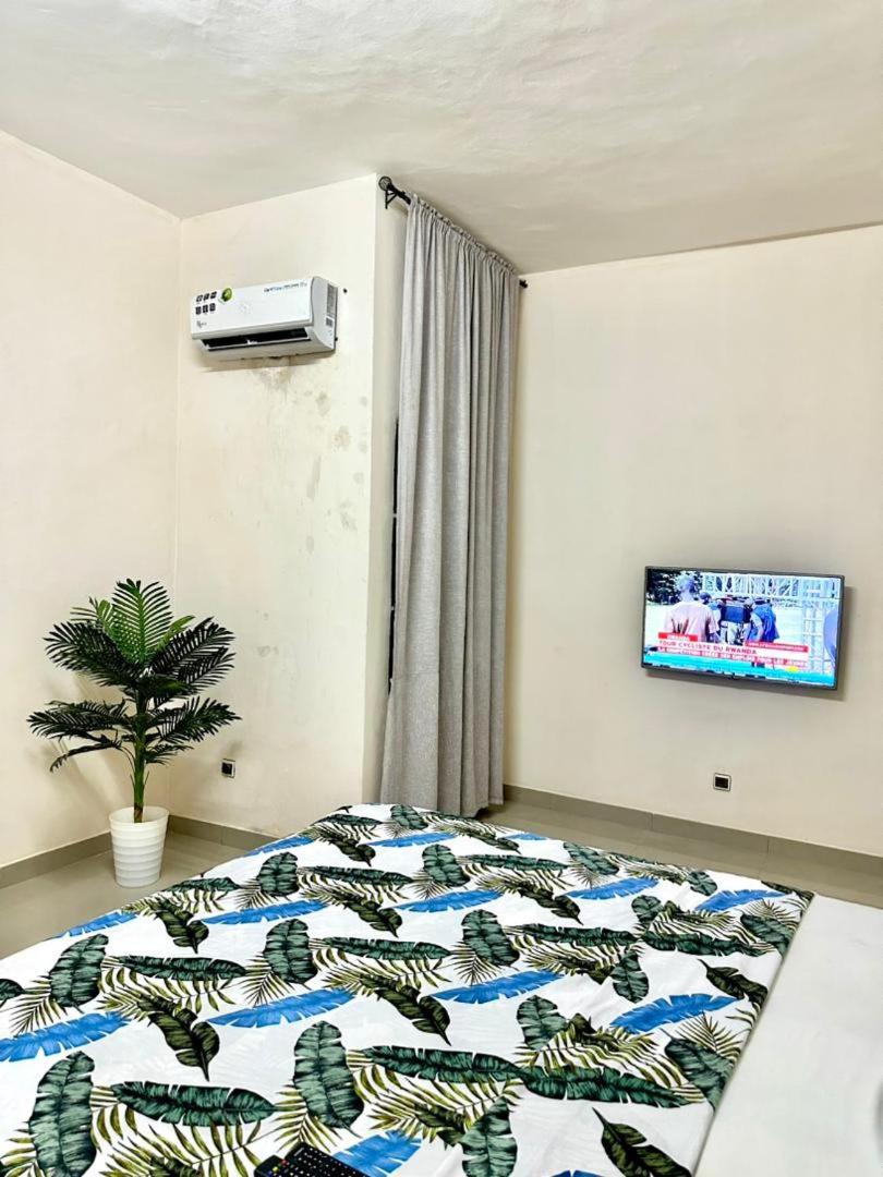 Private Comfy Room In Cotonou Central