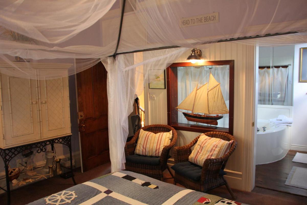 Hines Mansion - Property Image 3