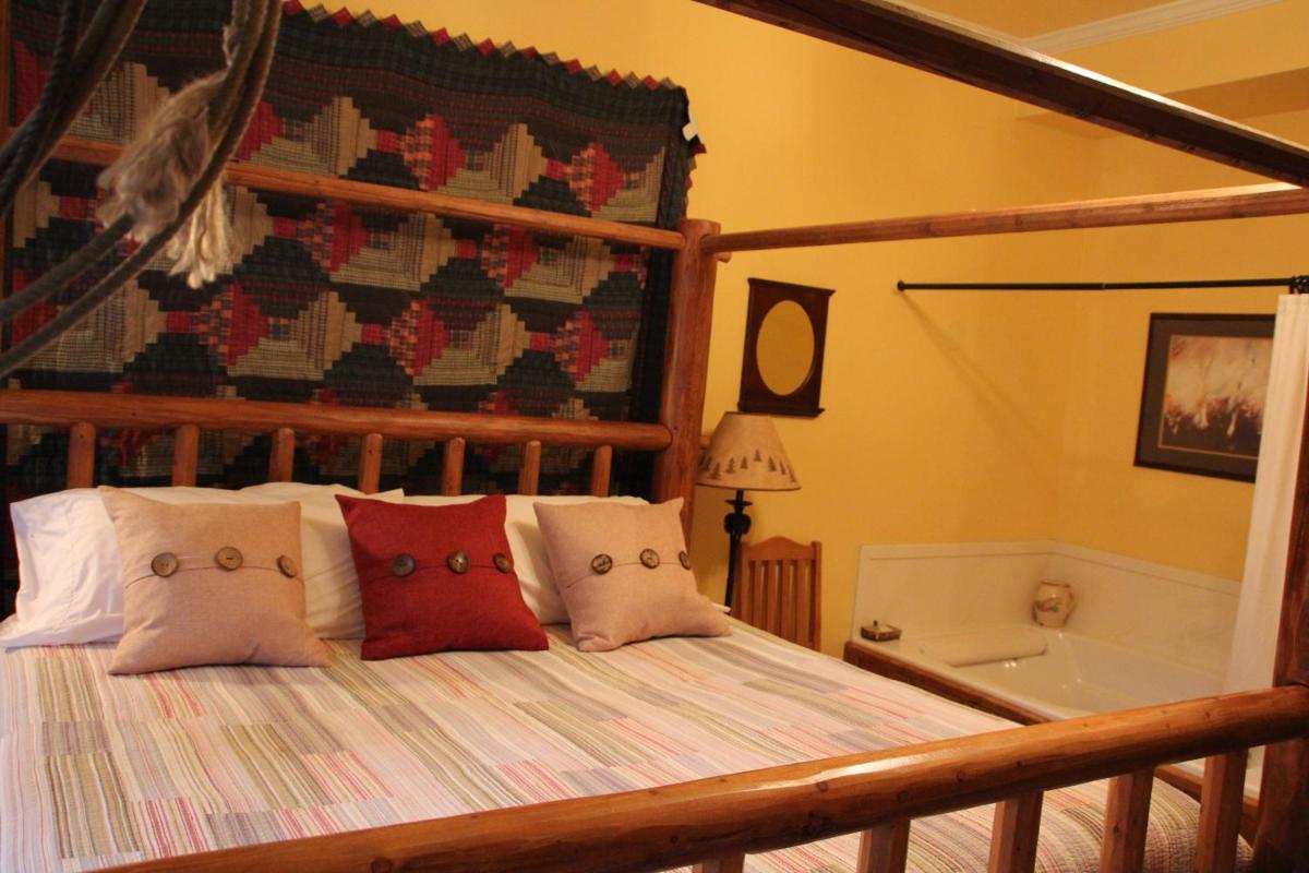 Hines Mansion - Property Image 6