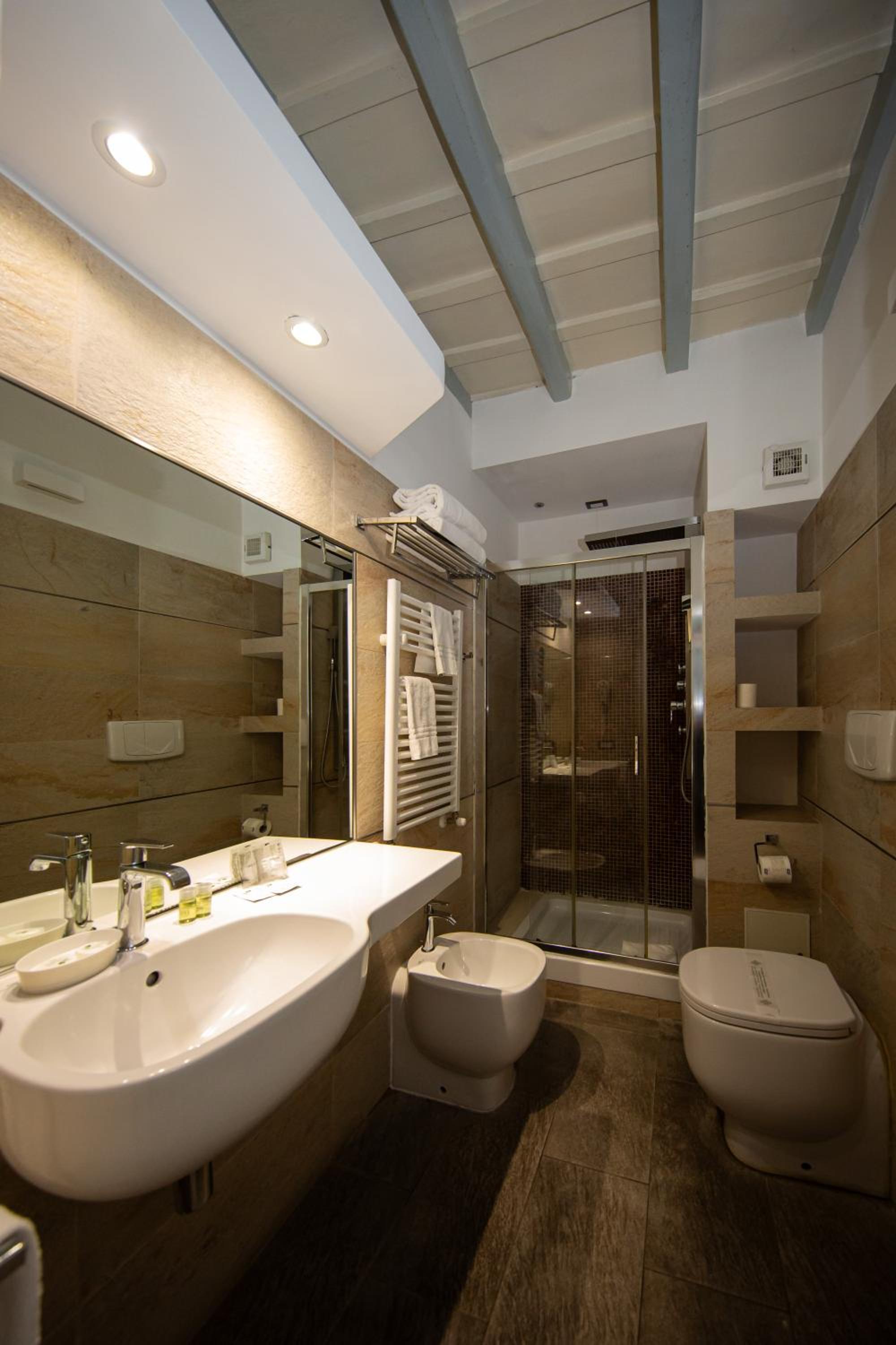 Corso Suite 107 Rooms Wellness & Spa