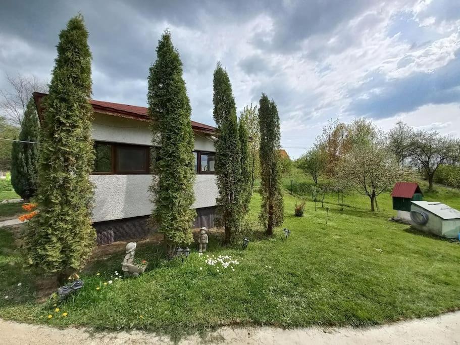 Wooden House Apuseni Tiny Retreat Hot Tub & Mountaun wiew view 4