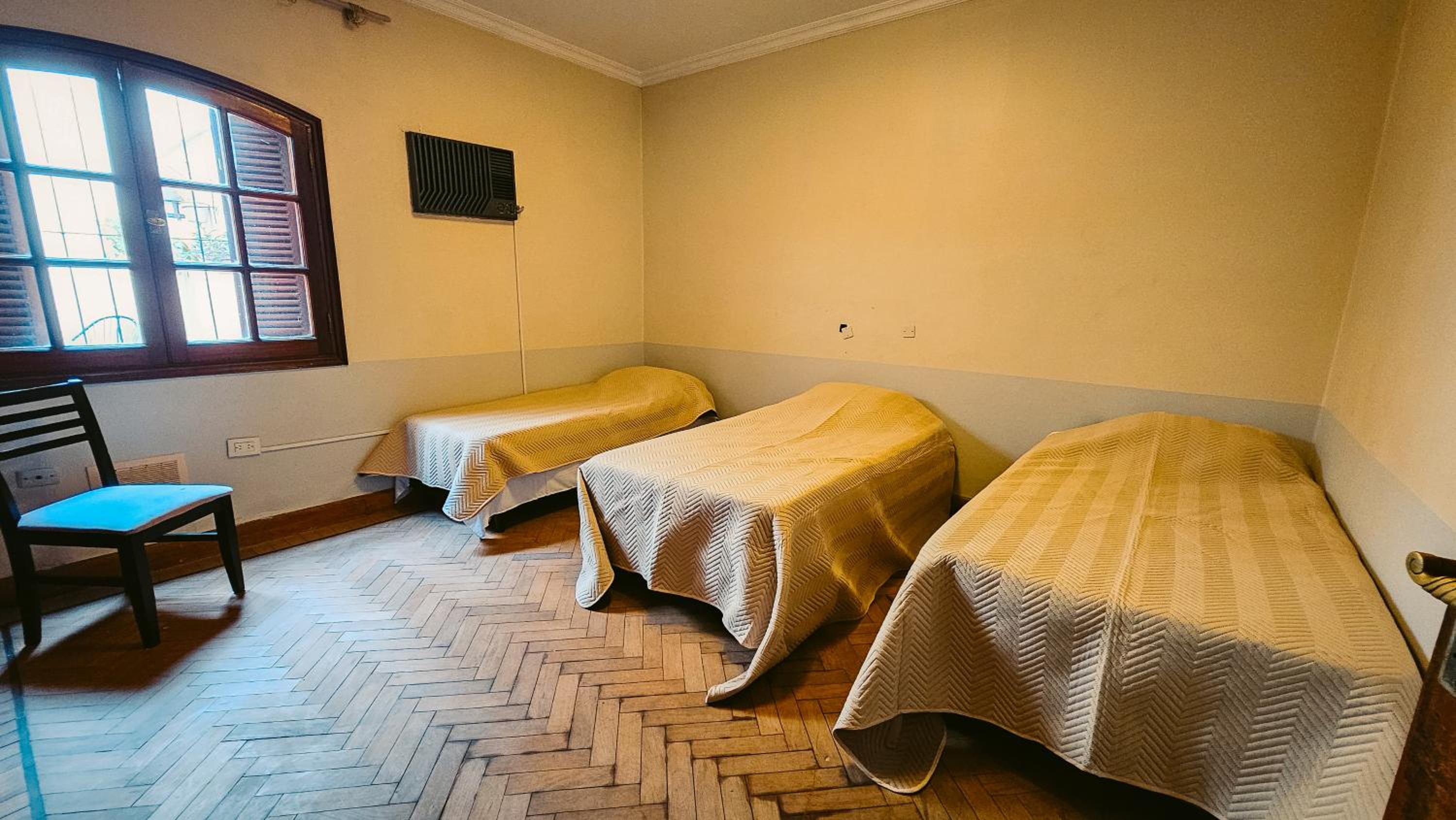 Valhalla Hostel & Suites