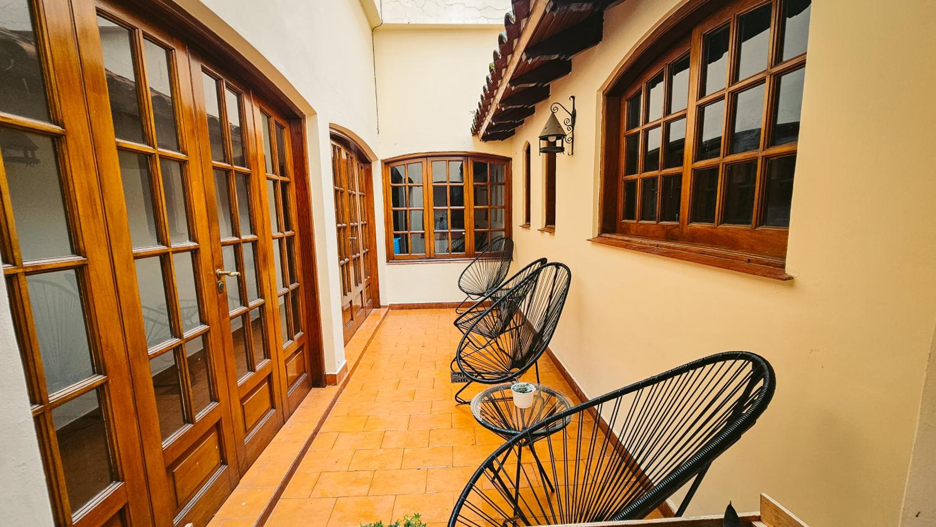 Valhalla Hostel & Suites
