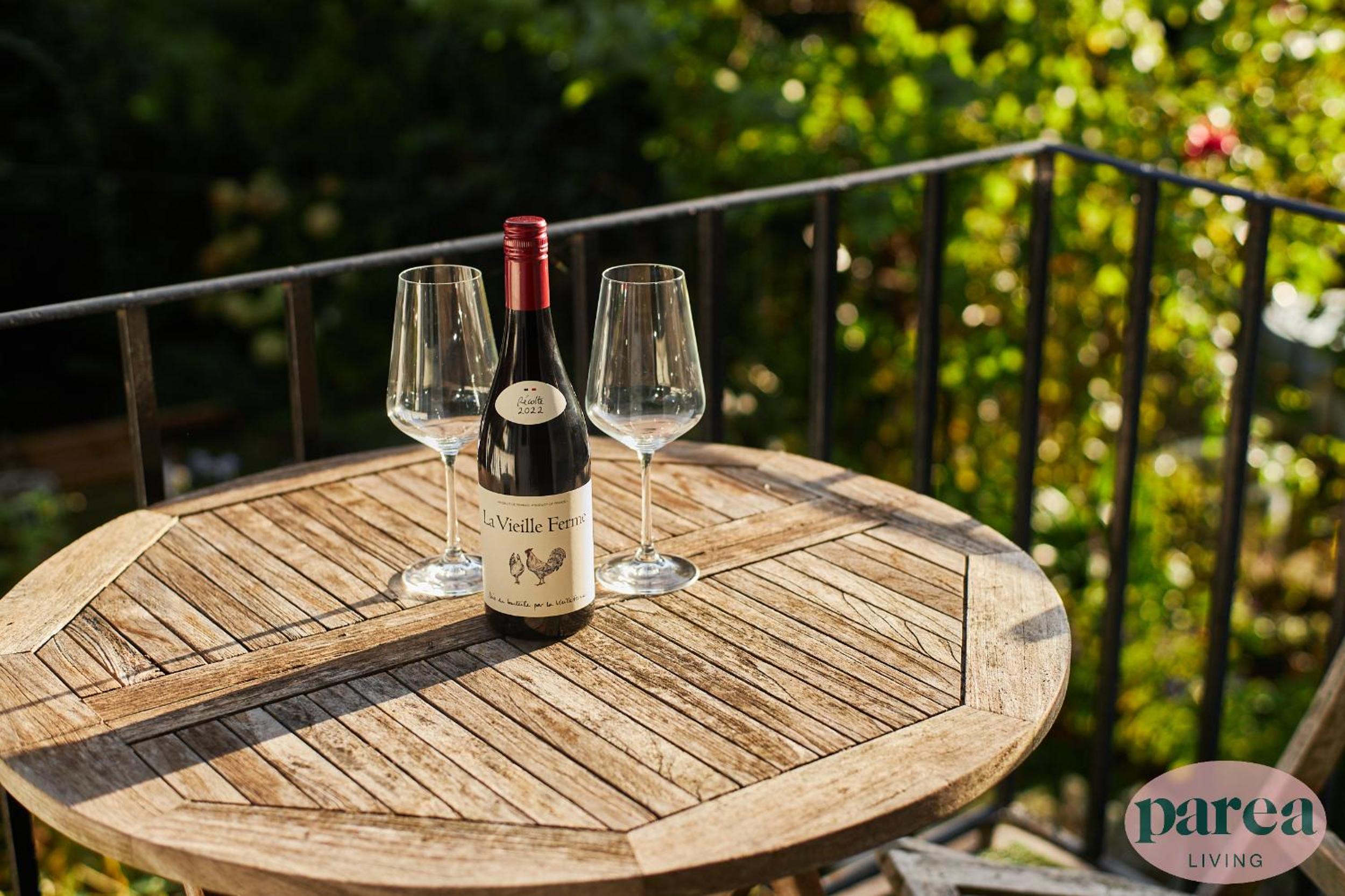 Parea Living - Notting Hill, Stylish 1-Bedroom Flat, Private Gardens, Remote Working
