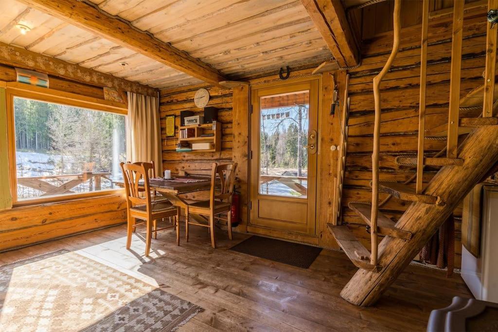 Elupuu forest cabin with sauna