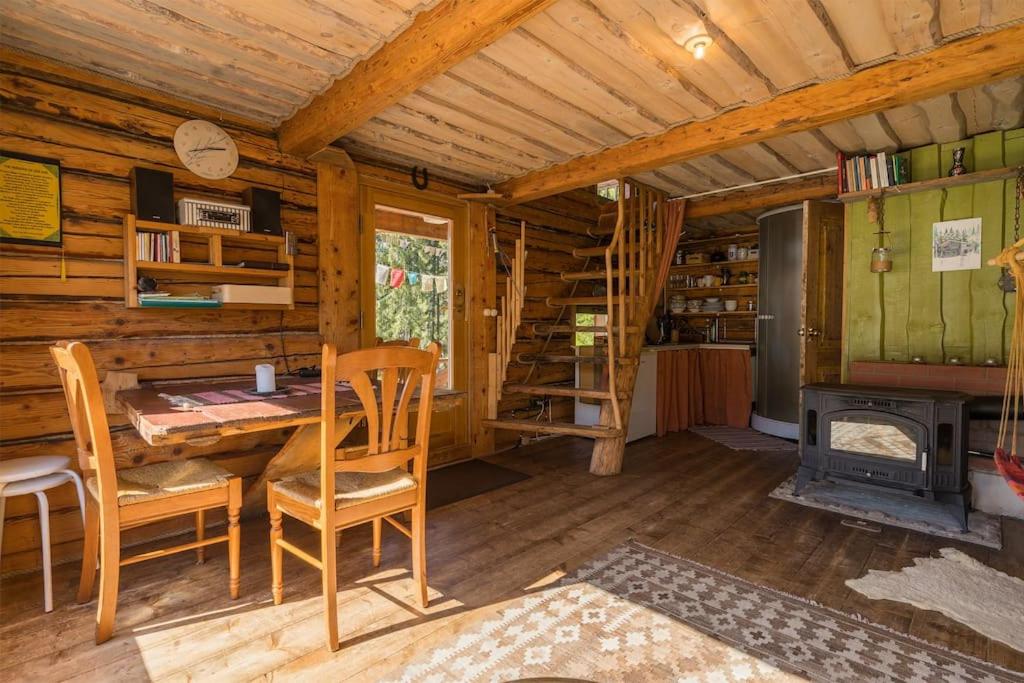 Elupuu forest cabin with sauna