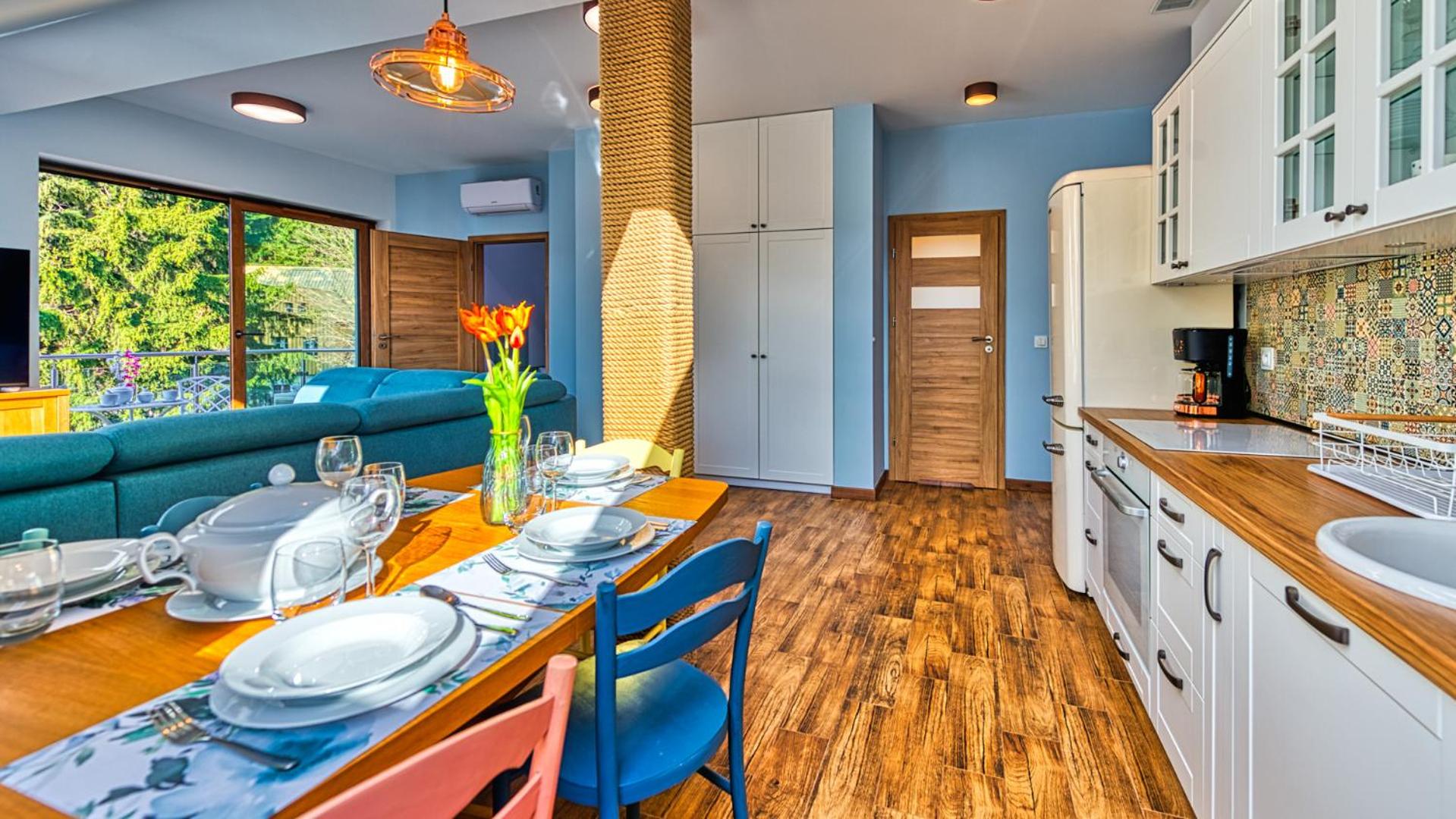 Apartamenty ROYAL APARTS Widok 800 - z panoramą gór