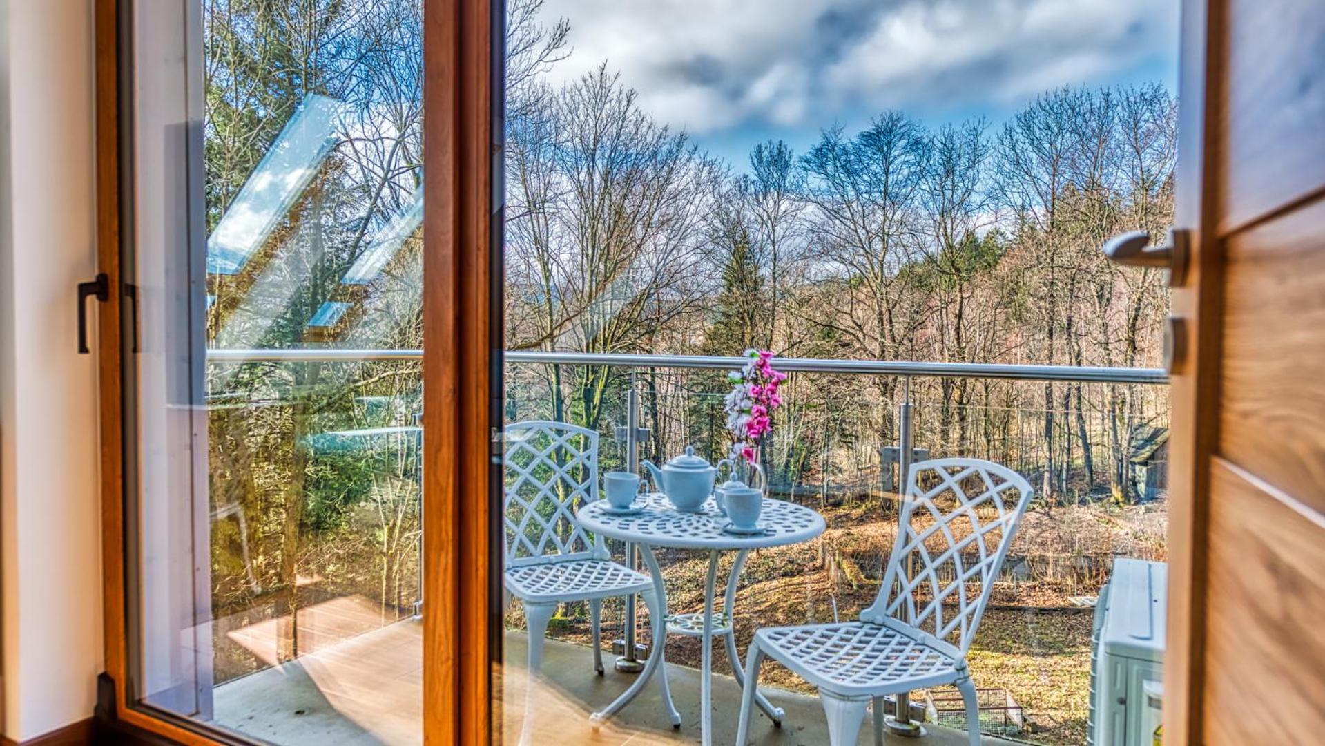 Apartamenty ROYAL APARTS Widok 800 - z panoramą gór