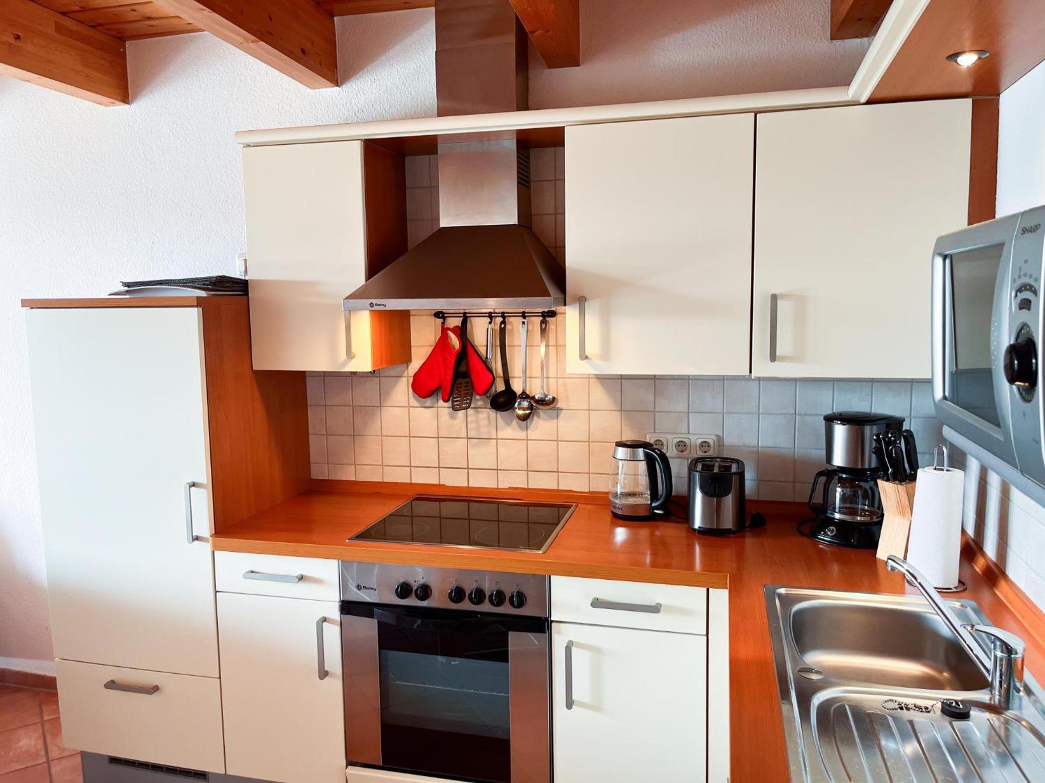 Großzügige Wohnung mit zwei Bädern, Terrasse und Balkon