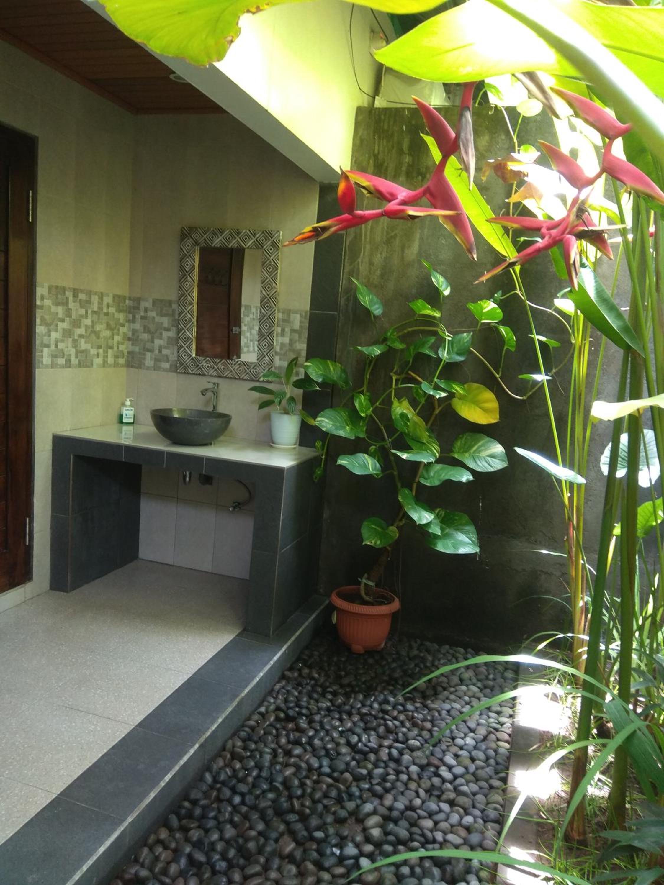 Tamiu Guesthouse at Desa Wisata Keramas Near Keramas Surf Beach