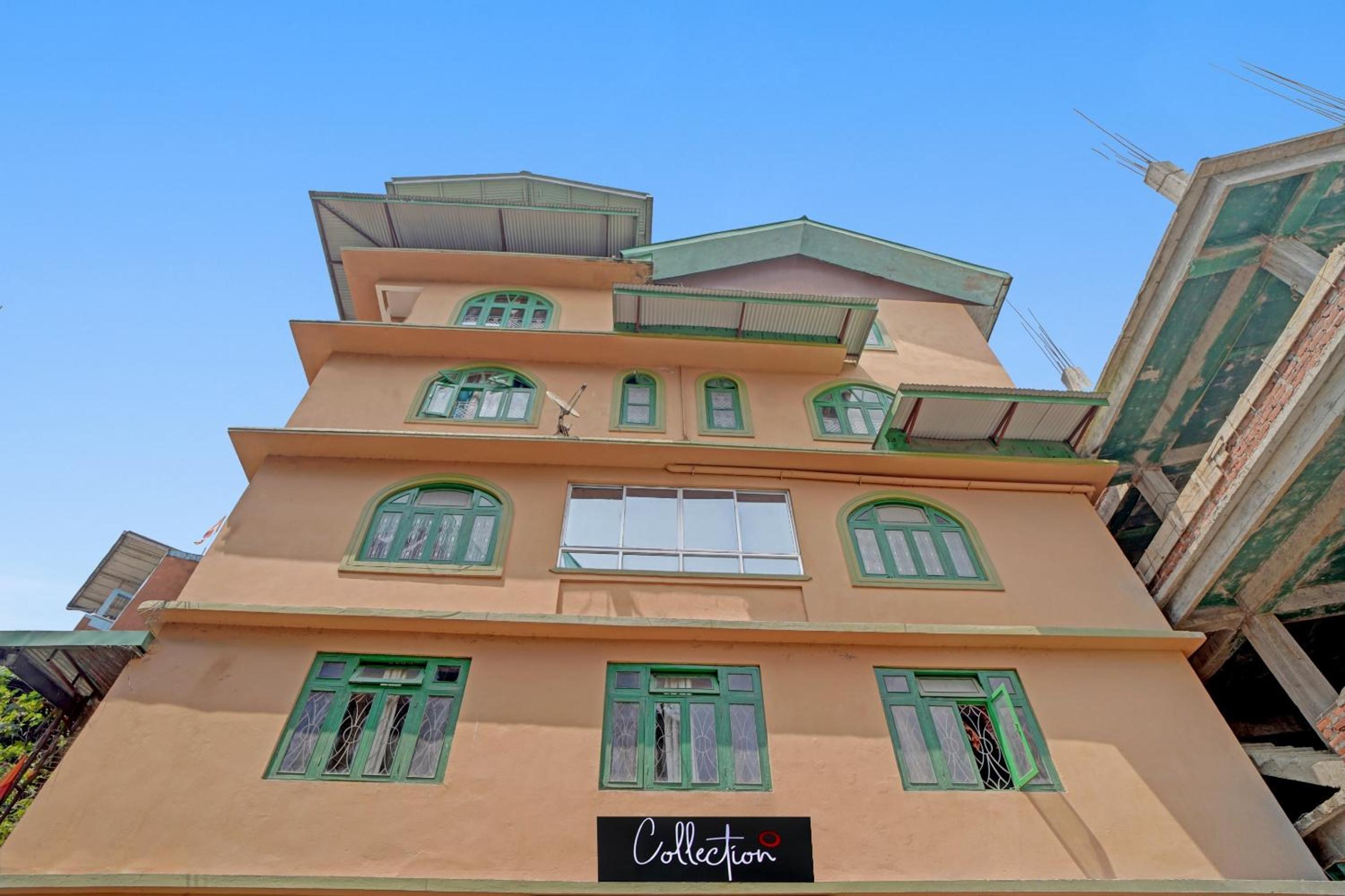 Capital O Hotel Himsikha view 3
