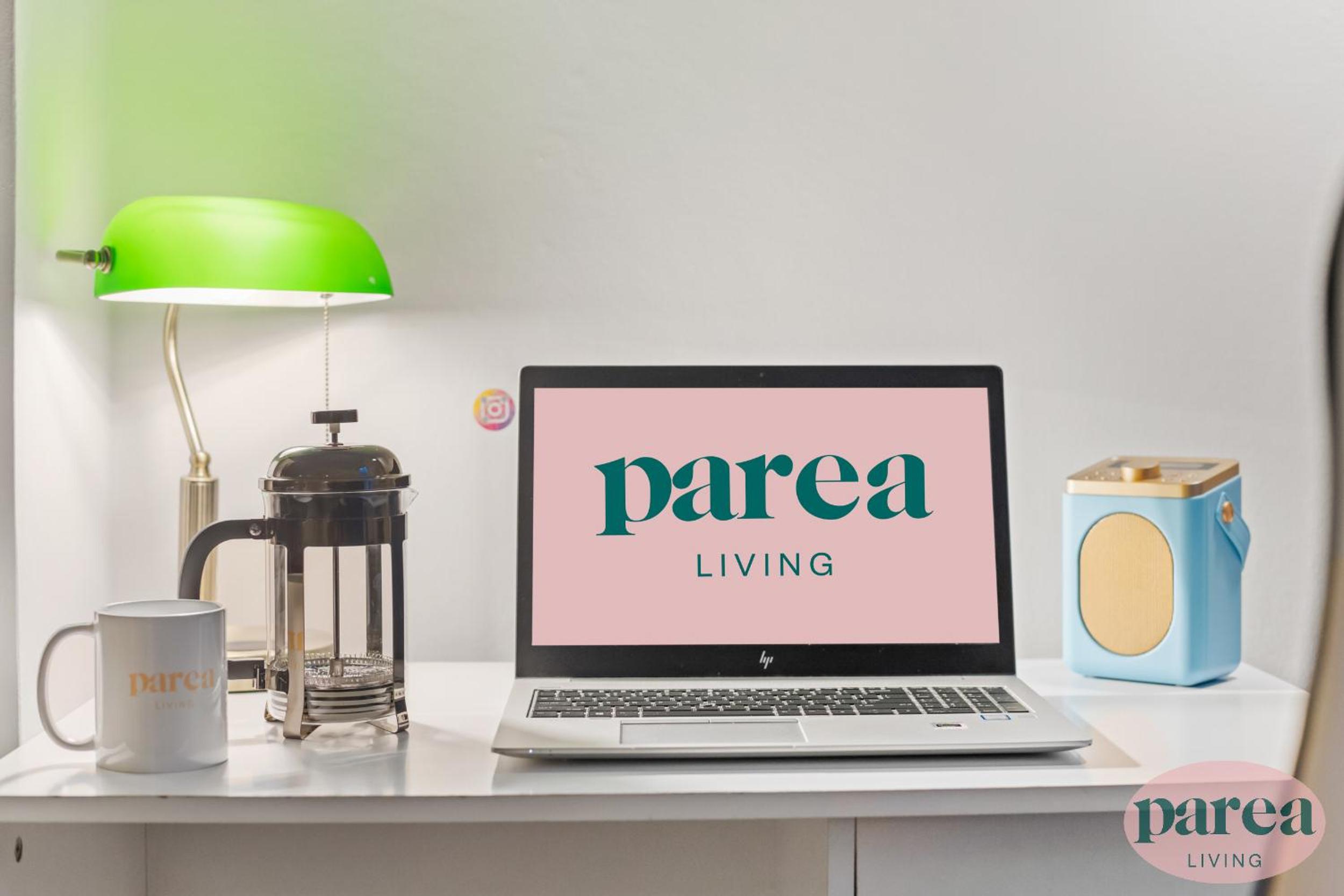 Parea Living - South Kensington, Elegant 1-Bedroom Flat, WFH Desk