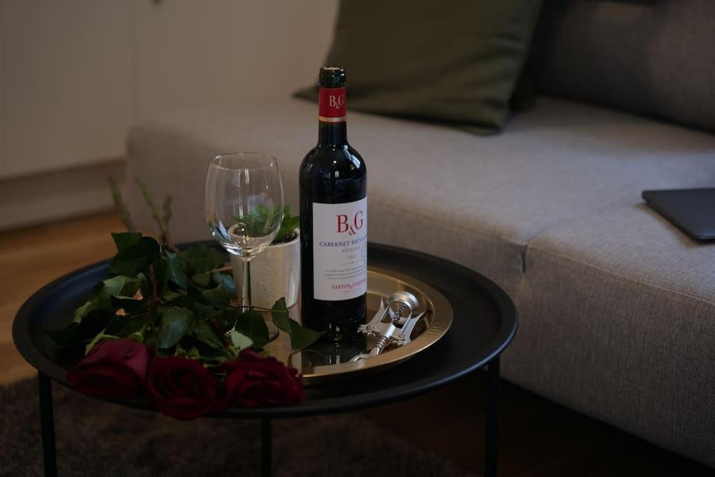 Cavallo Business M - 1BD Apartments City Center