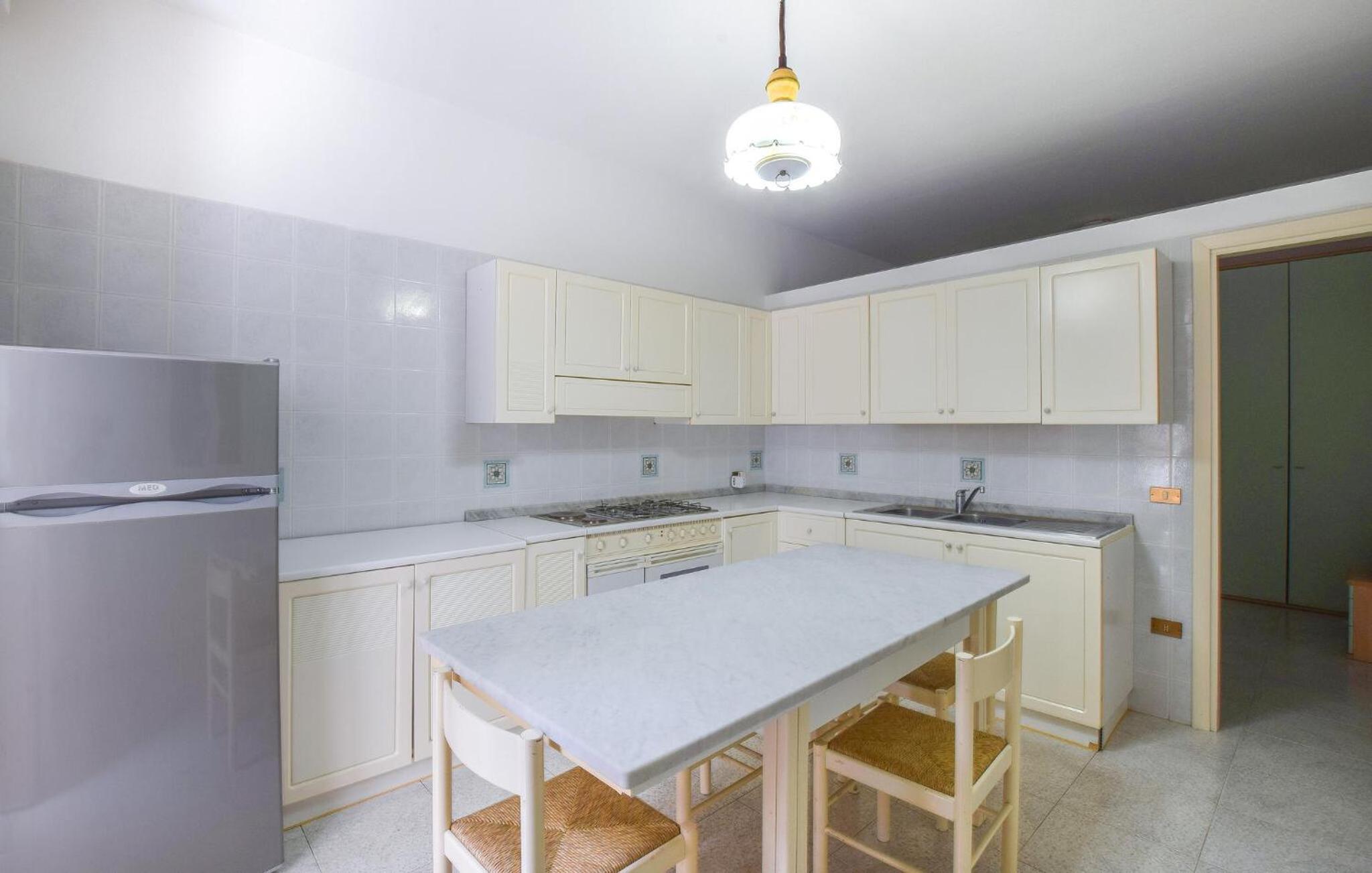 Pet Friendly Apartment In Soverato With Kitchen photo 3