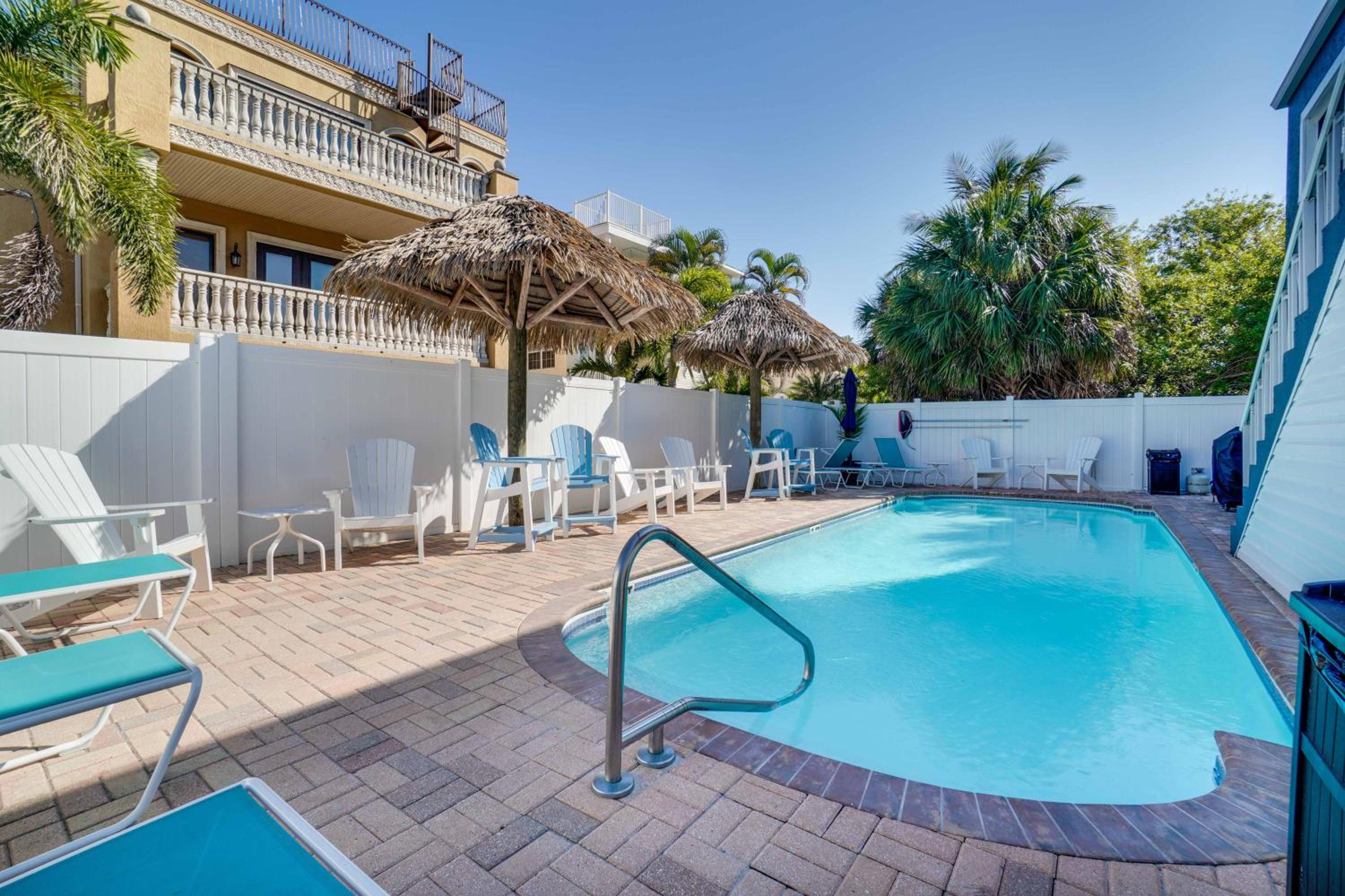 Seagrass Flats 1 located less than 75 steps to the White Sandy Beaches view 2
